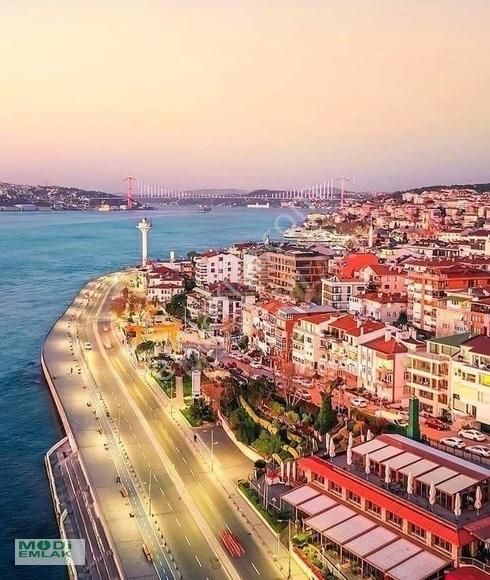 Salacak Denize 2.sıra Kapalı Otoparklı Satılık 4+1 Arakat