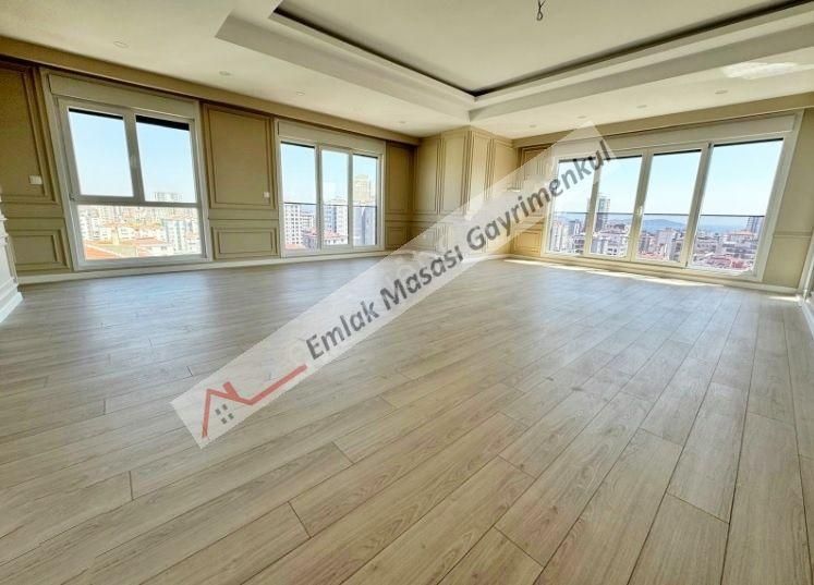 Caddebostanda Güvenlikli Binada Deniz Manzaralı 4+2 Sıfır Dubleks Daire Emlak Masası