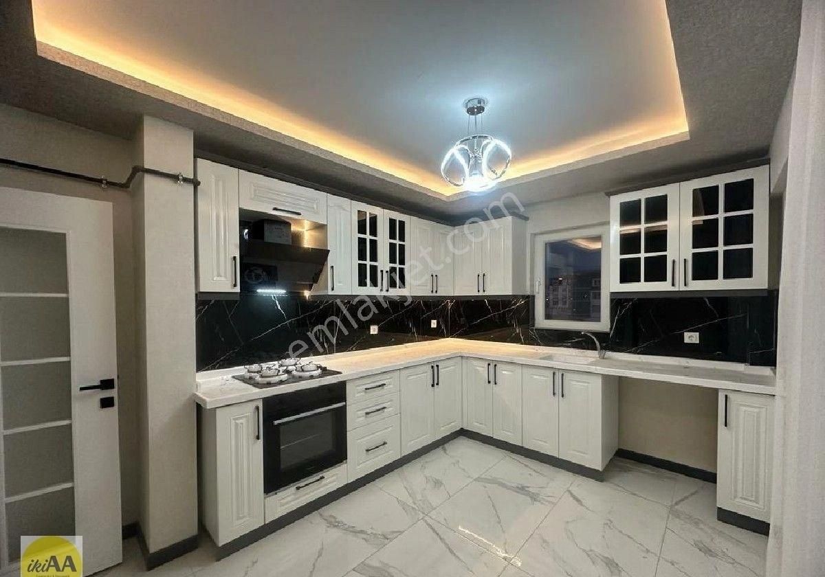 Ankara Sıncan Yenıkent 1 Yaşında 3 Yan Cephe Sıfır Iskanlı 115 M2 Daıre