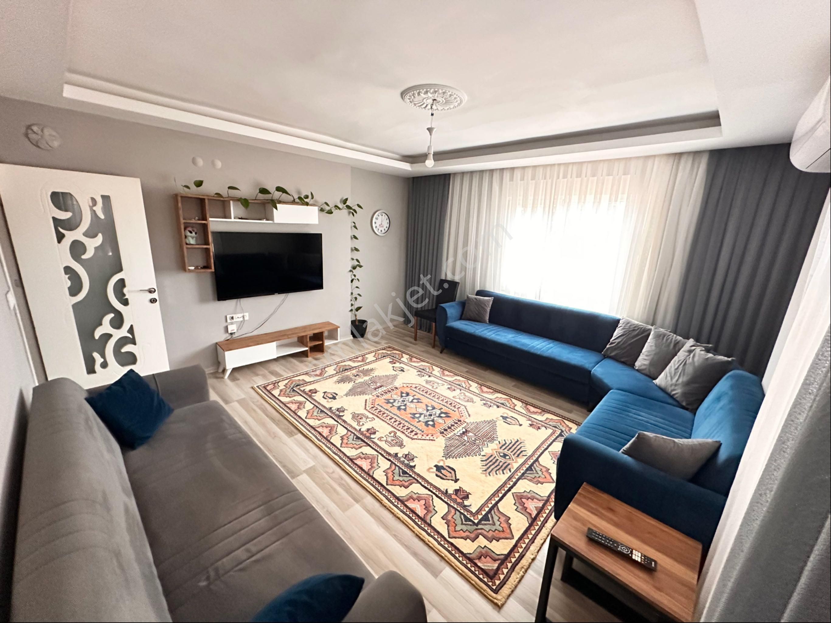 Gazi Mhallesinde Site İçi Her Şeyi Ayrı 2+1 Satılık Yüksek Giriş