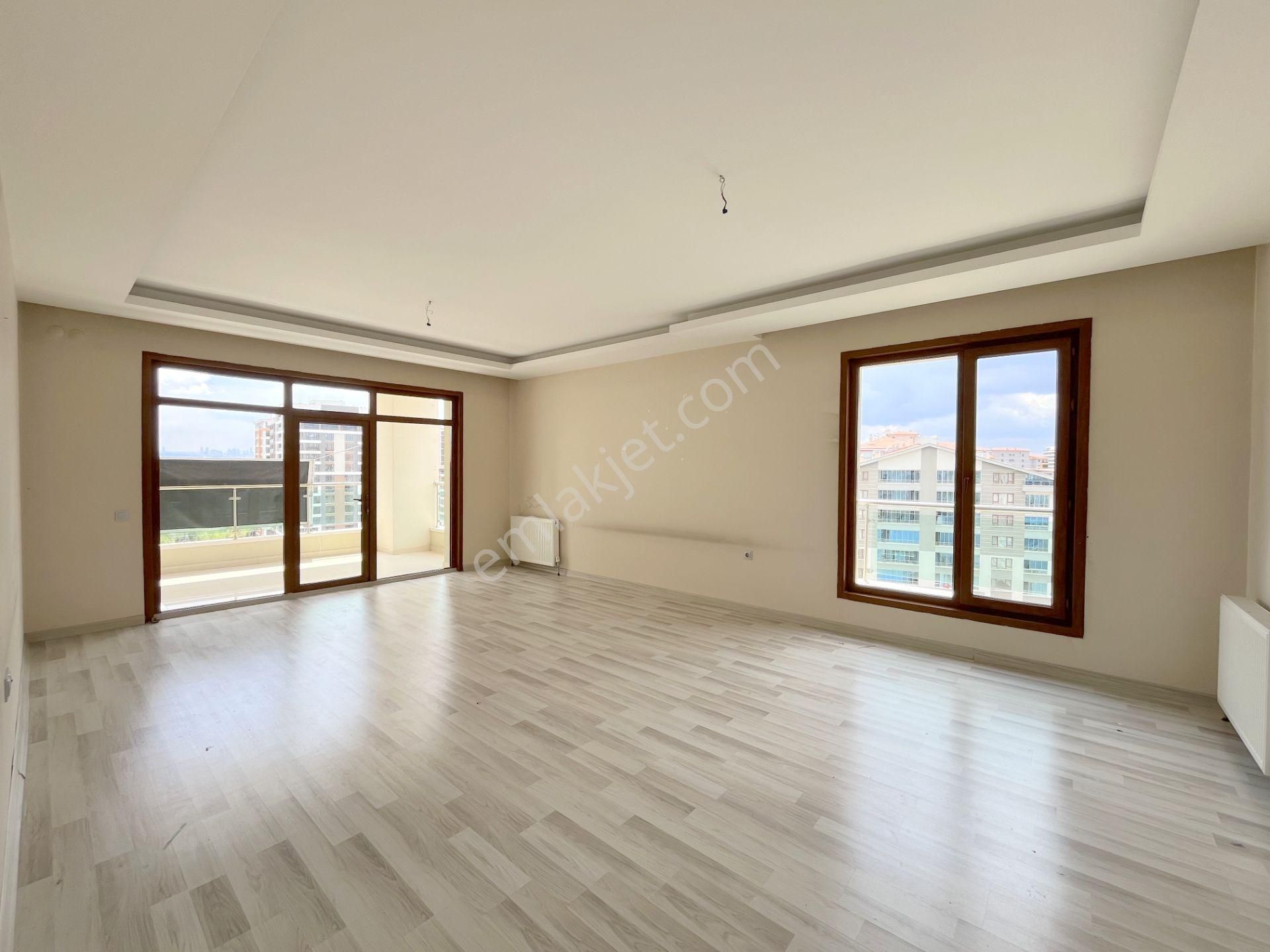 Güneşevler'de 4+1, Park Yanı, Güneybatı Cephe, Muhteşem Daire!