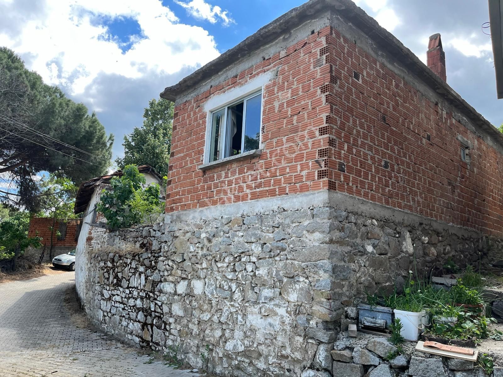 Oksijen Kaynağı Bağyüzün'de Müstakil Ev Ve Avlu