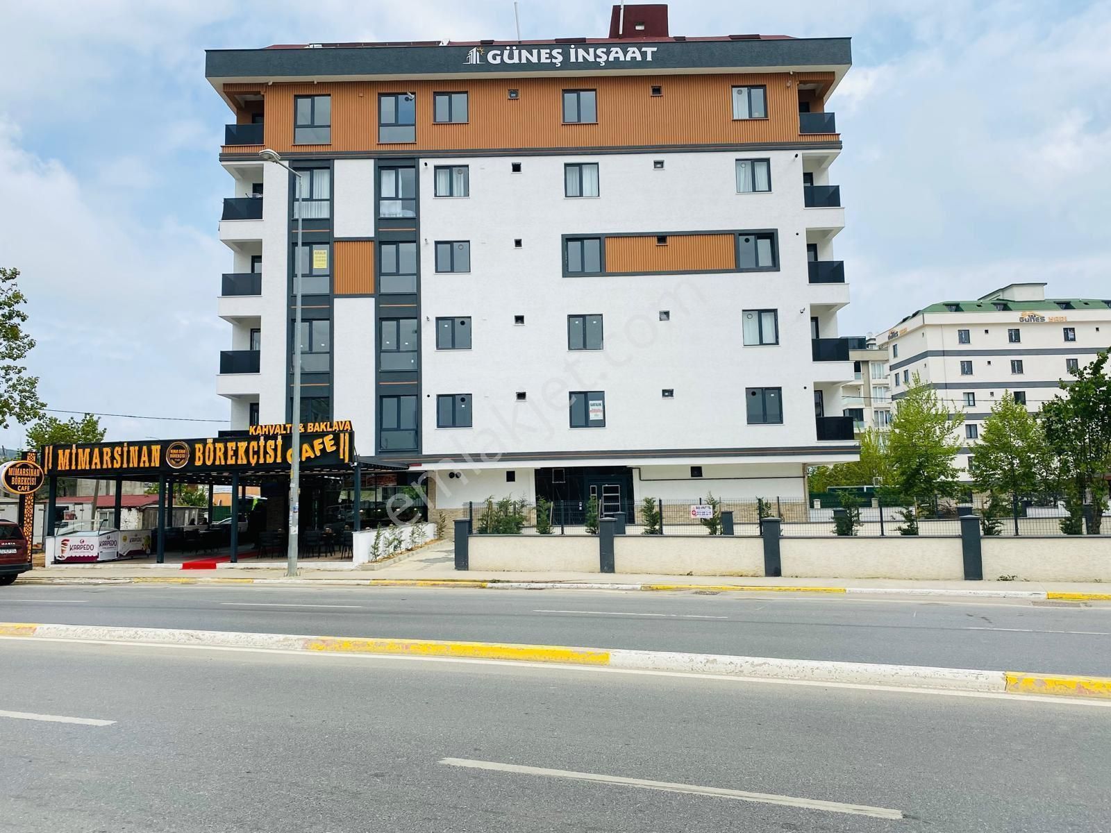Sultanbeyli Mimarsina Mah. Satılık Şık Dekorlu 2+1 Arakat Daire