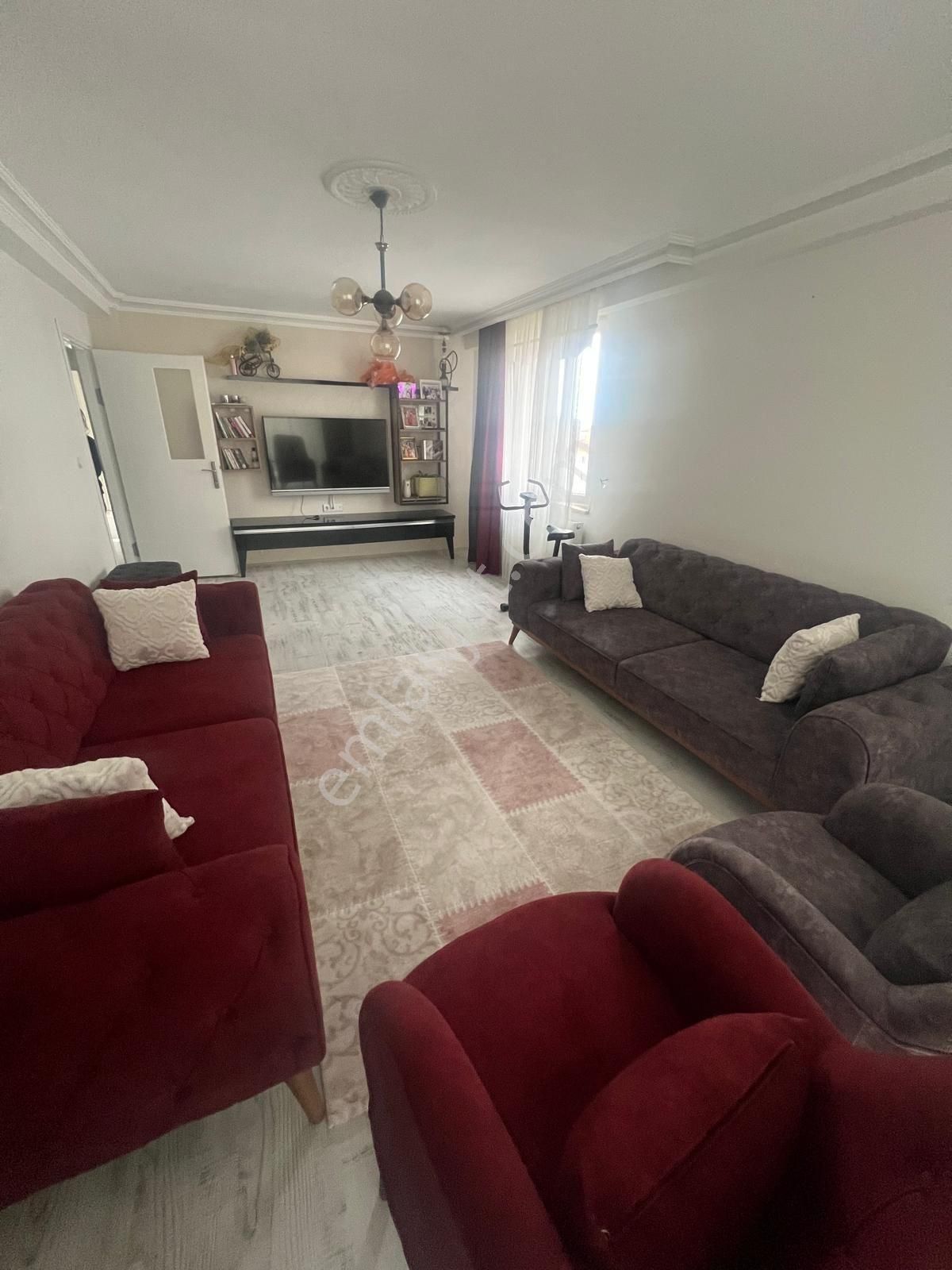 Arkadaş Emlaktan Bahçelievler Atlantis Sitesi Civarında 3+1 Satılık Daire
