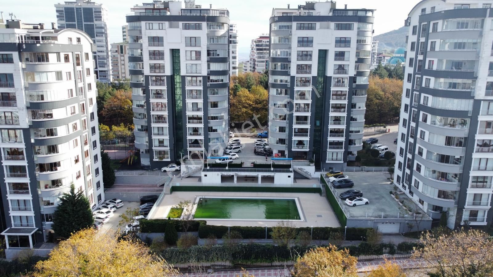 Sandı Emlak Tan Canik Hasköy Meşe Tesislerinde Hane Eras Sit.de Satılık 9.kat Lüxs Daire