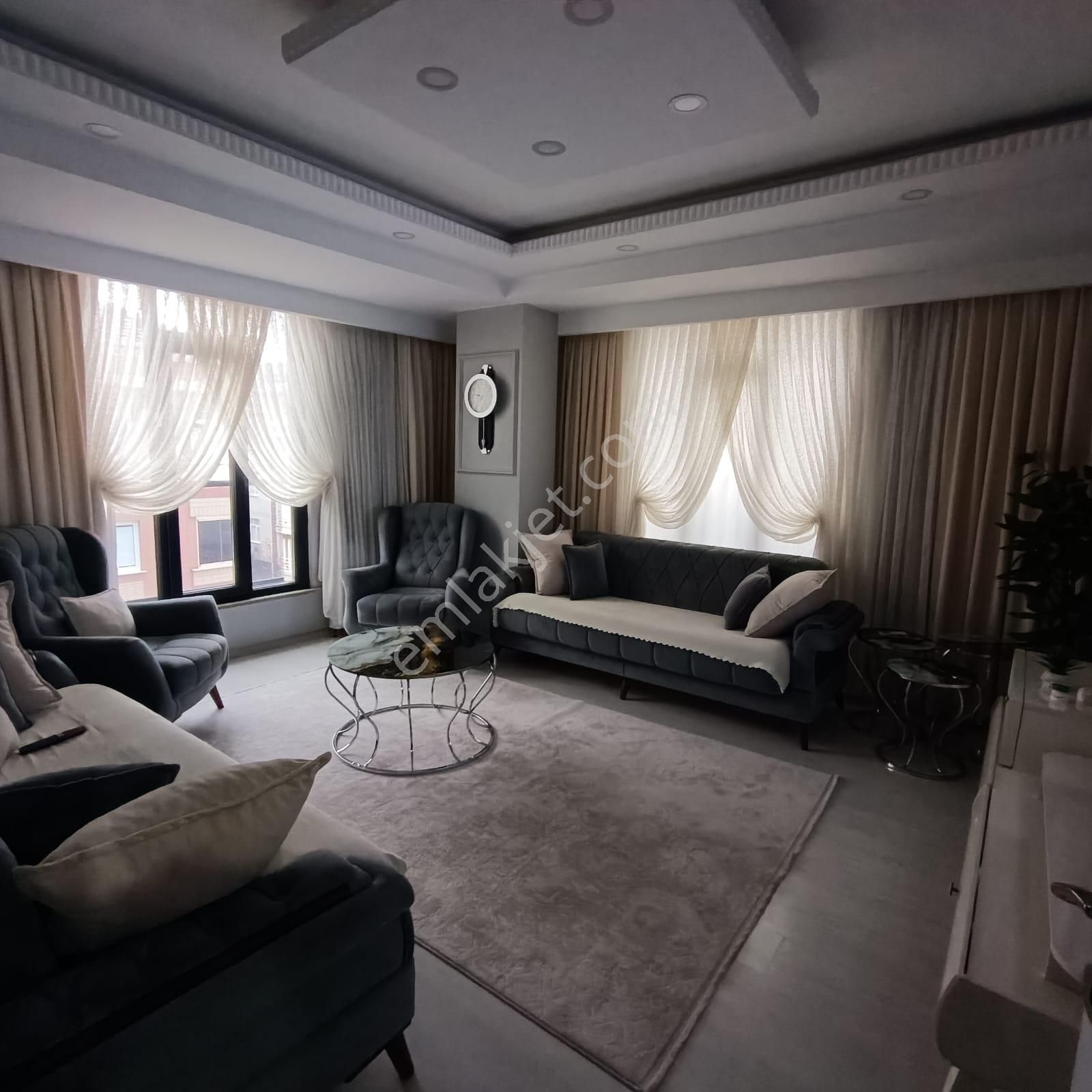 Sultangazi Cebeci Meydan Life Kat 3 Asansörlü Site İçinde Ebeveyn Banyolu 90 M2 Yerden Isıtmalı