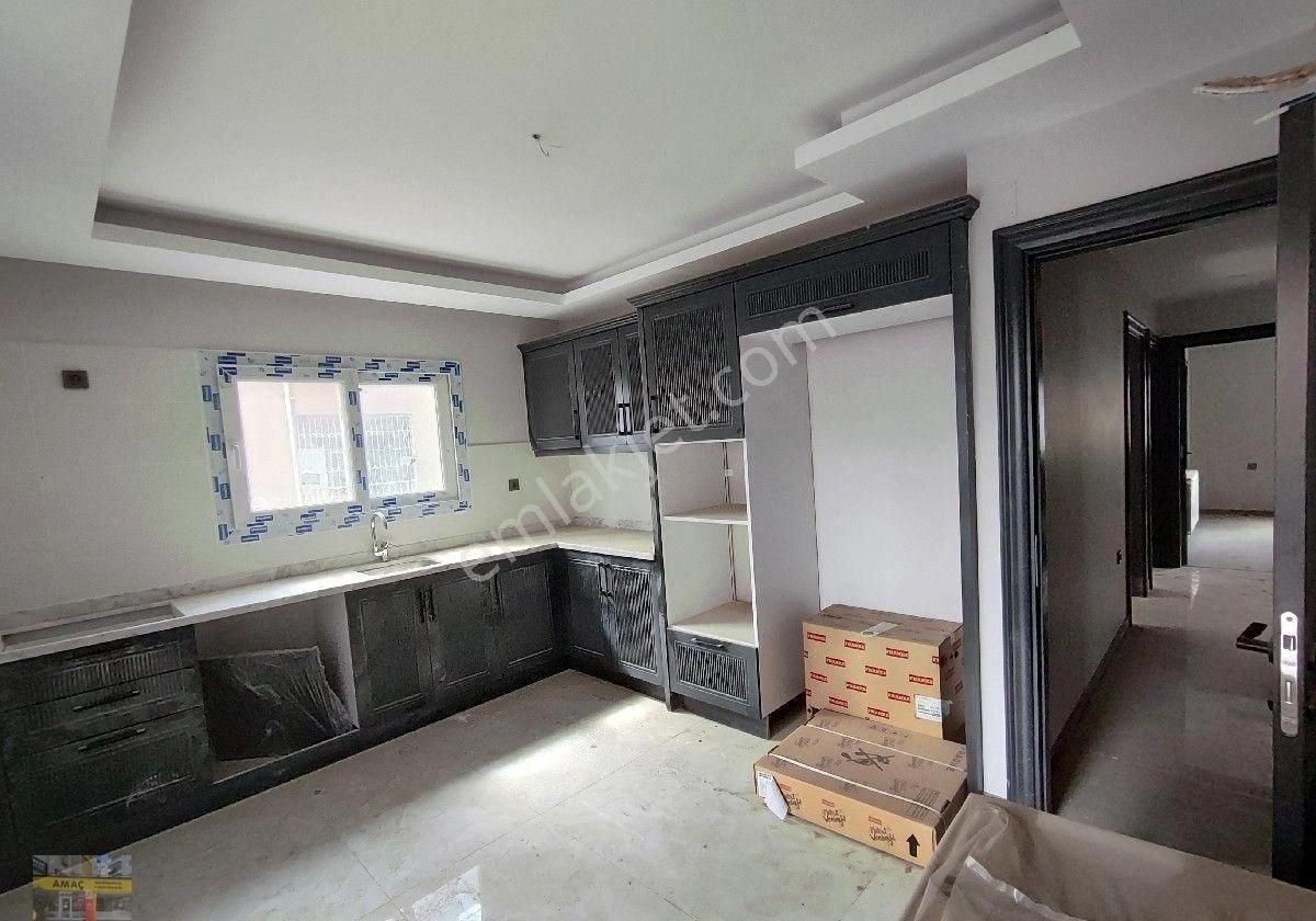Mahfesığmaz'da 4 Yaşın'da K.mutfak Çb+go 3+1 Satılık Daire
