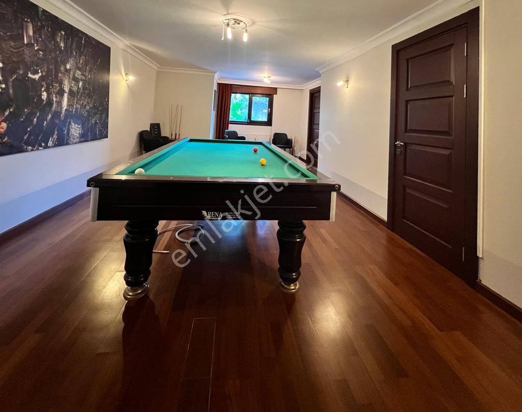 Emirgan’da Boğaz Manzaralı, Asansörlü, Havuzlu, Özel Tasarım Lüks Villa - Görsel 25