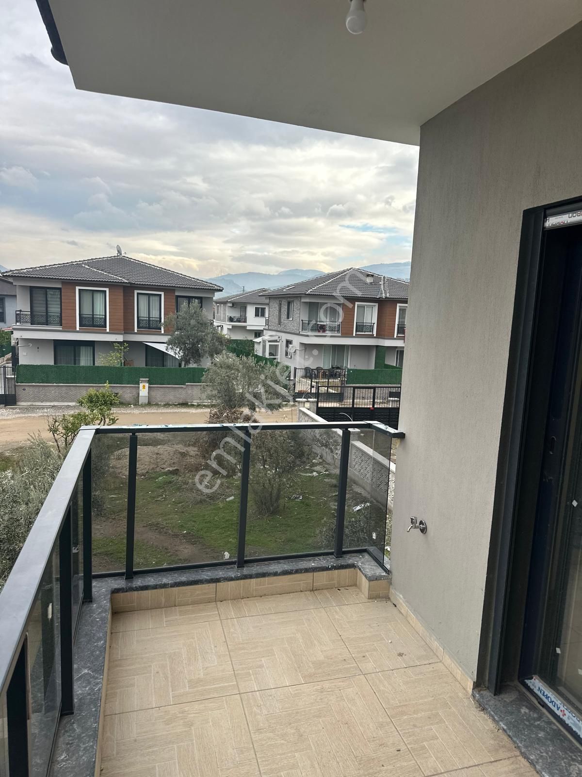 Emiralem De Satılık Villa - Görsel 27
