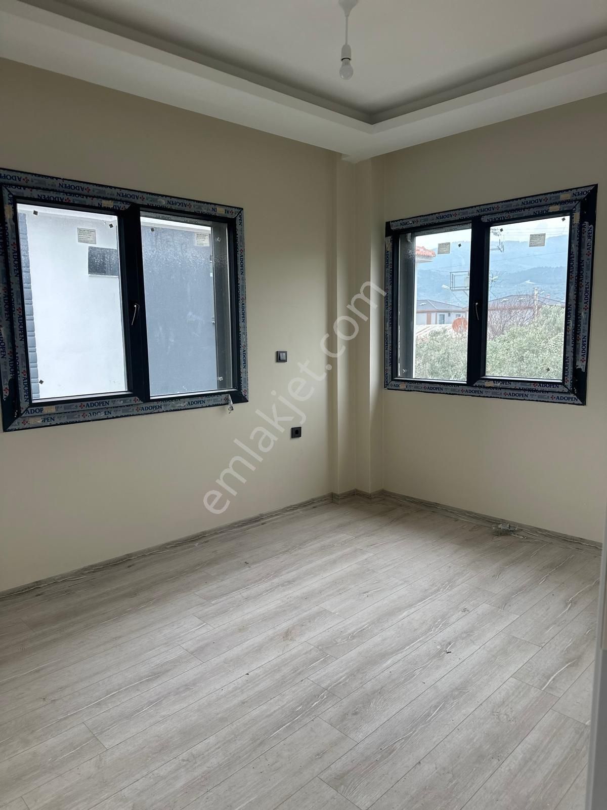 Emiralem De Satılık Villa - Görsel 32
