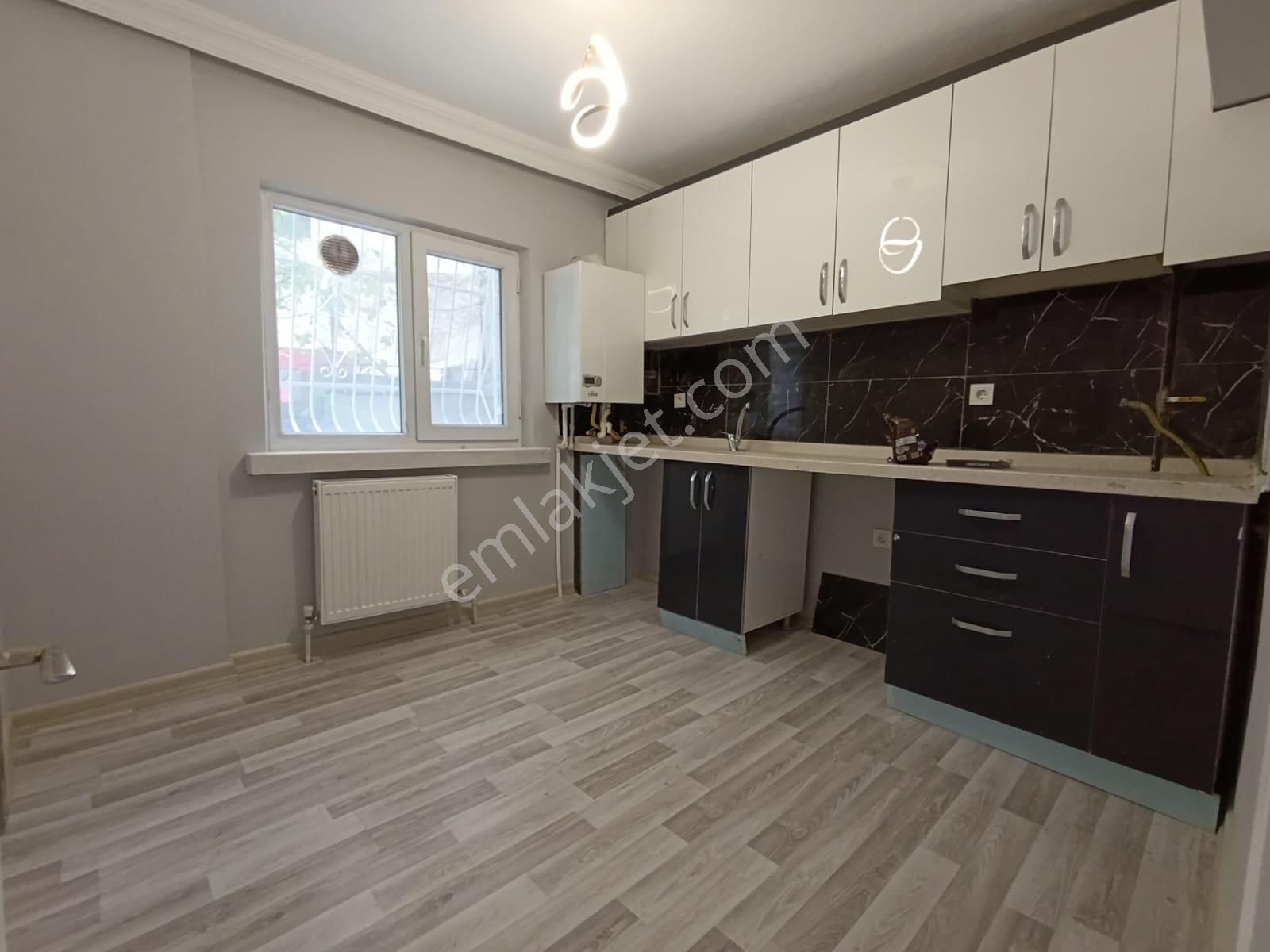 Sincan Selçuklu Mah De Salon Bağımsız Ful Yapılı 3+1 Fırsat Dairesi