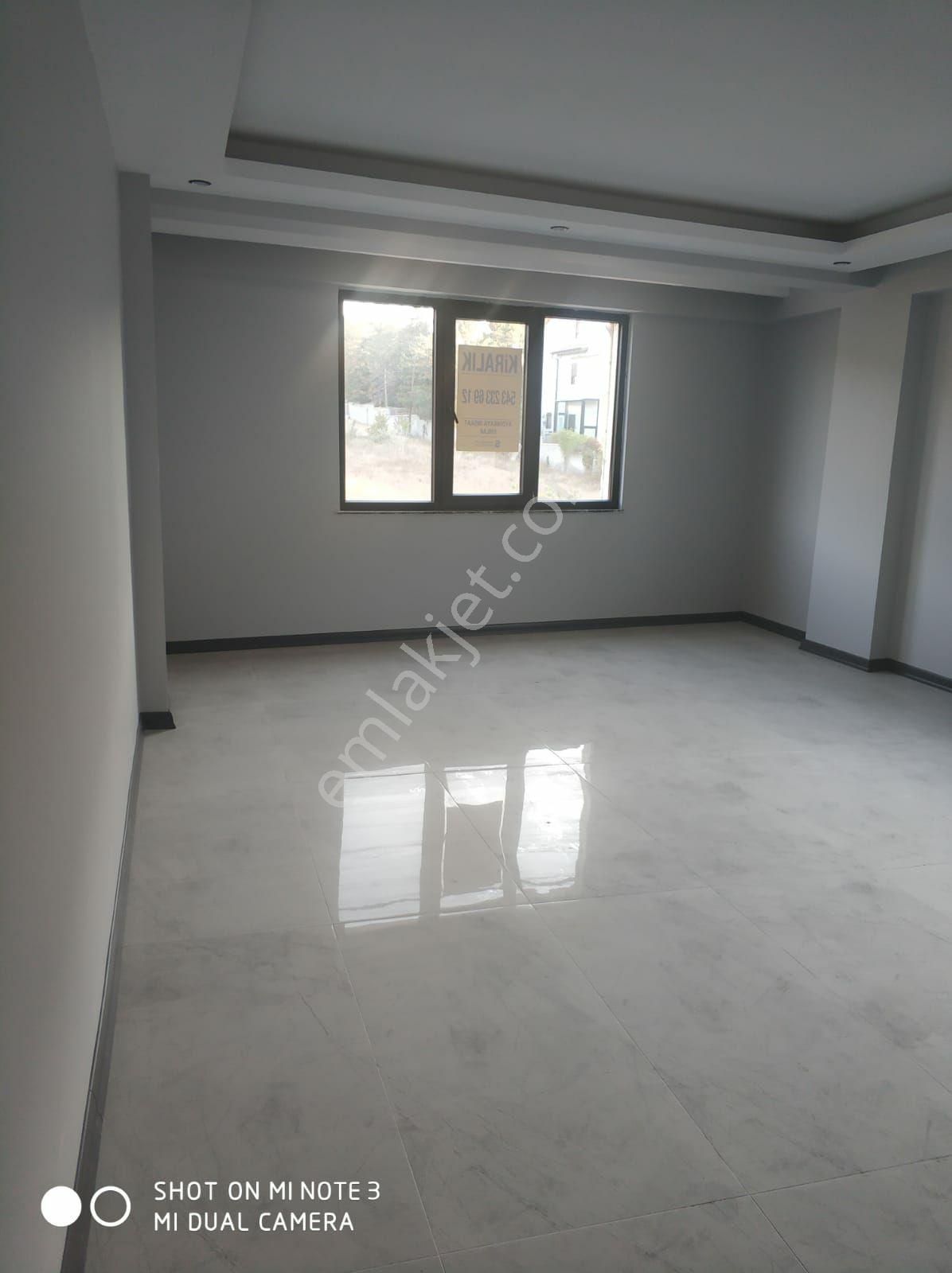 Karabayır Ziraat Caddesi Üstü Kiralık Sıfır 2+0 Özel Garajlı Daire