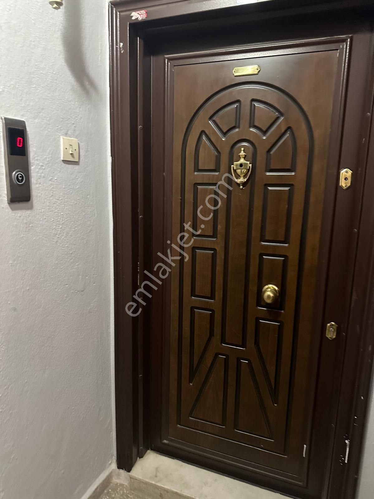 Altıntaş Mh. Hürriyet Cd Üzeri 3+1 Satılık Daire