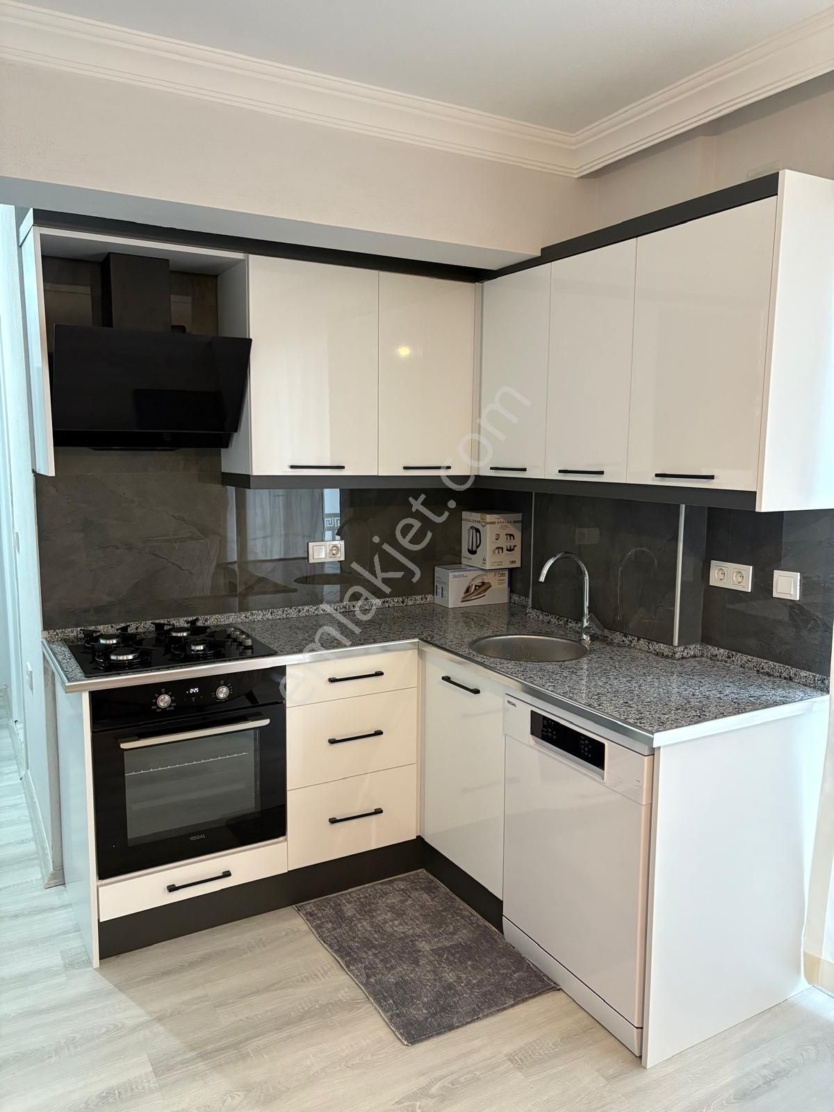 Dalaman Merkezde 1+1 Sıfıe Eşyalı Kiralık Daire