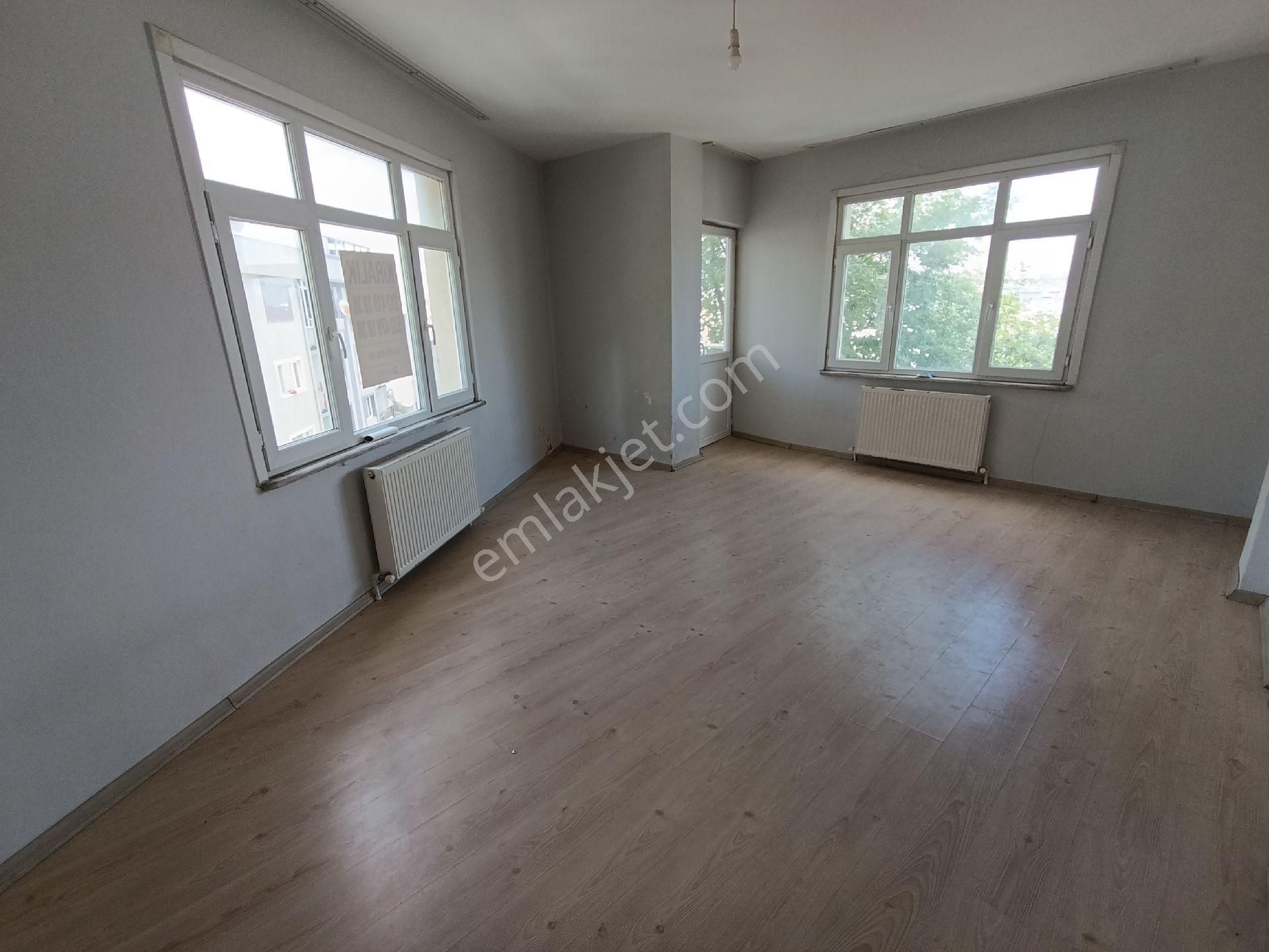 Gaziosmanpaşa Bağlarbaşı Mahallesi'nde Kiralık Daire