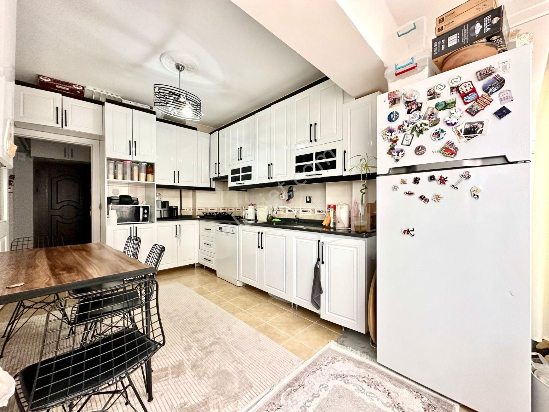 Kalecik Emlak'tan Hastane Yakınında 130m² 2.kat Ön Cep. Full Yapılı 3+1