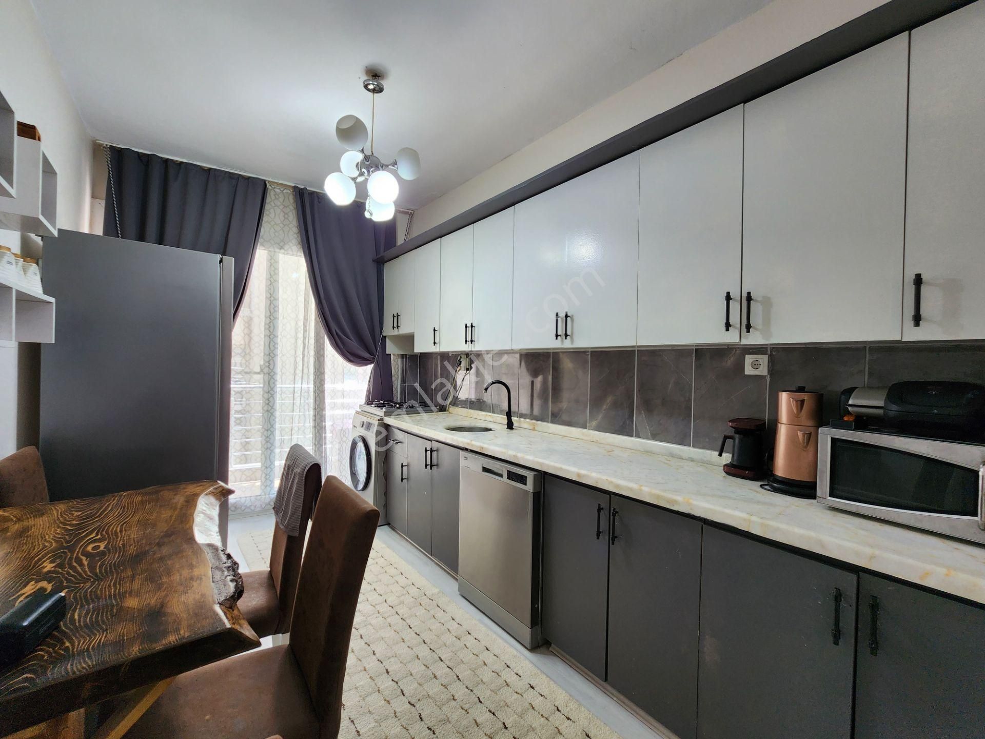 Karınca'dan Palmiye Mh Deniz Manzaralı Ara Kat 3+1 Satılık! - Görsel 4