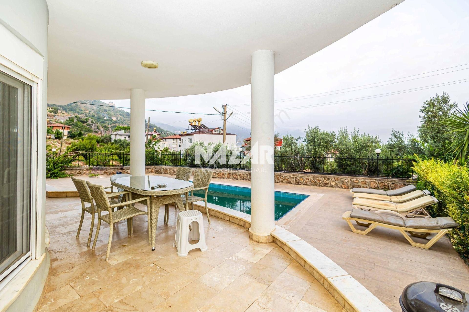 Alanya Oba’da Satılık Manzaralı 5+1 Müstakil Villa - Görsel 11