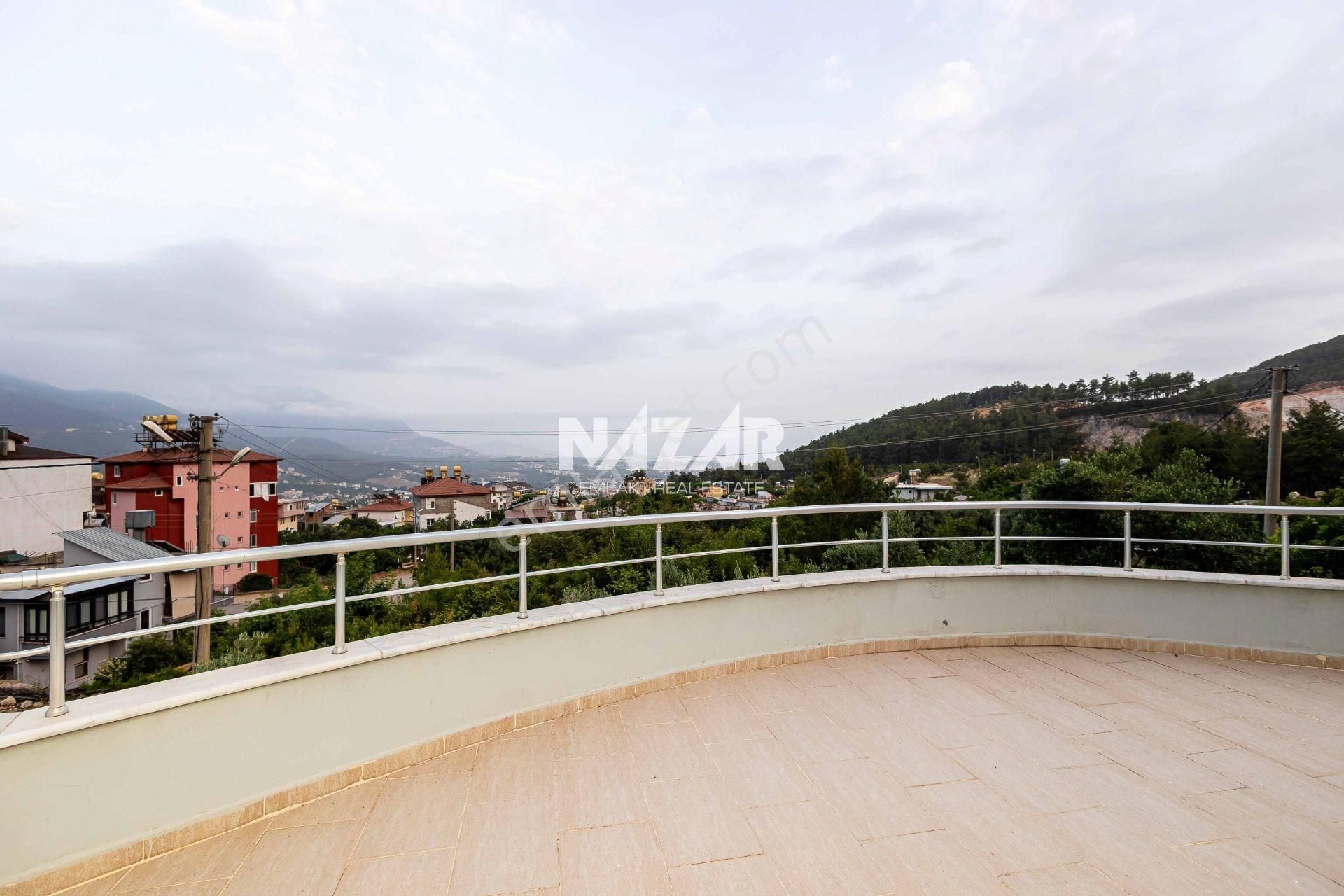 Alanya Oba’da Satılık Manzaralı 5+1 Müstakil Villa - Görsel 35