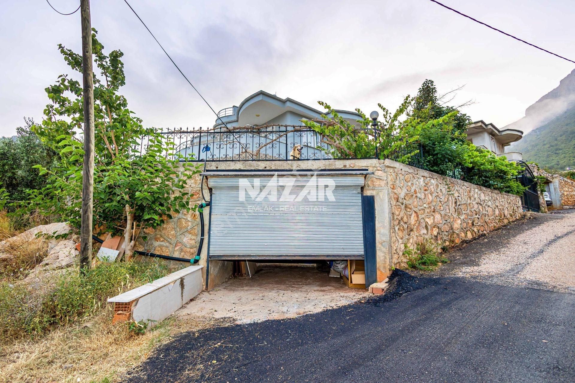 Alanya Oba’da Satılık Manzaralı 5+1 Müstakil Villa - Görsel 5