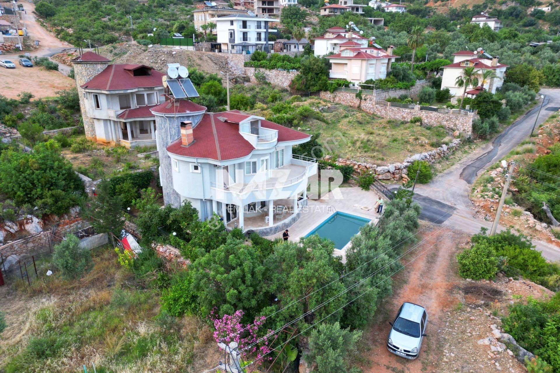 Alanya Oba’da Satılık Manzaralı 5+1 Müstakil Villa - Görsel 33