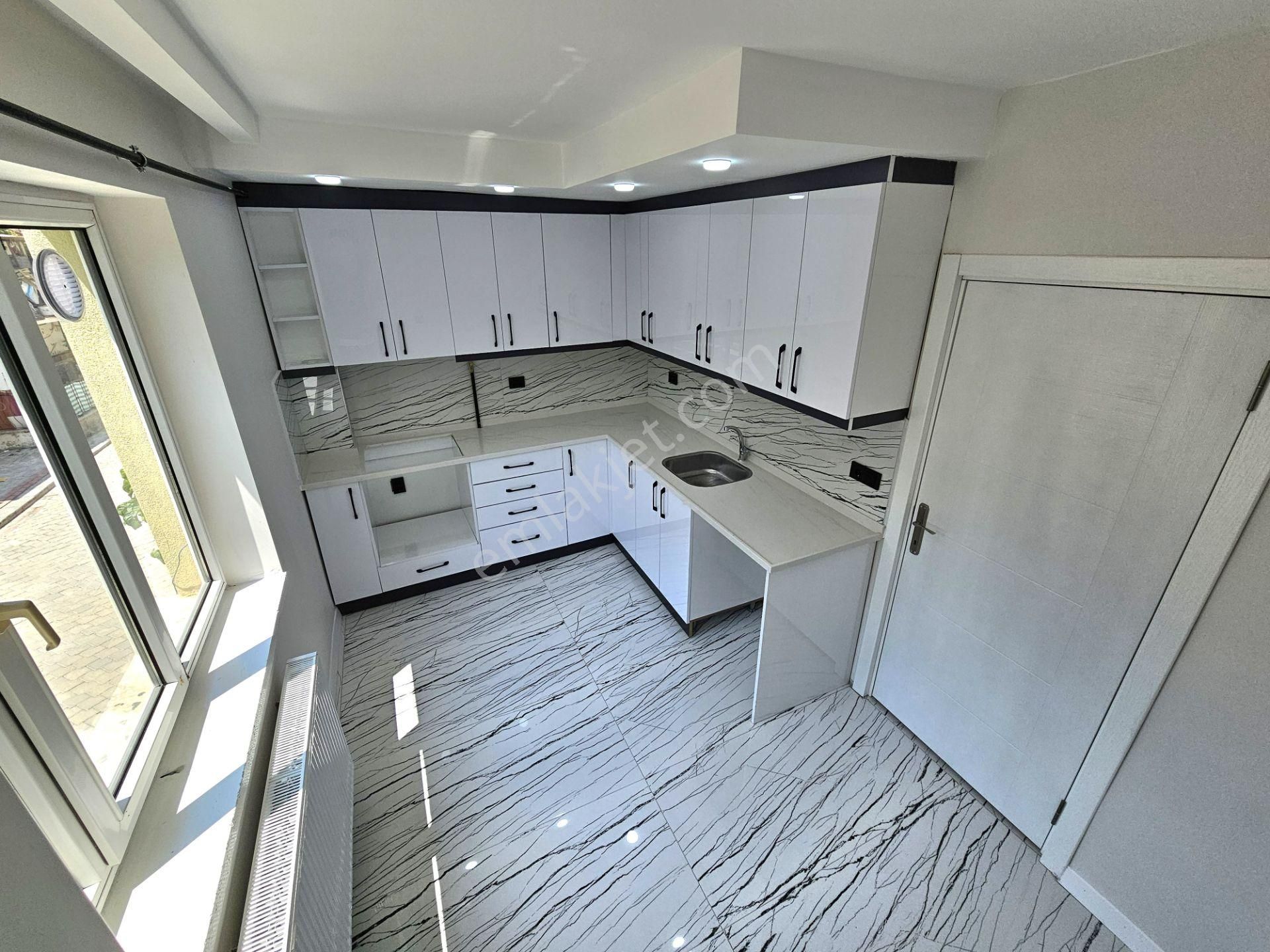 Özmecaz'dan Asmalıevler Mah. 2+1 125m2 Arakat Lüks Daire