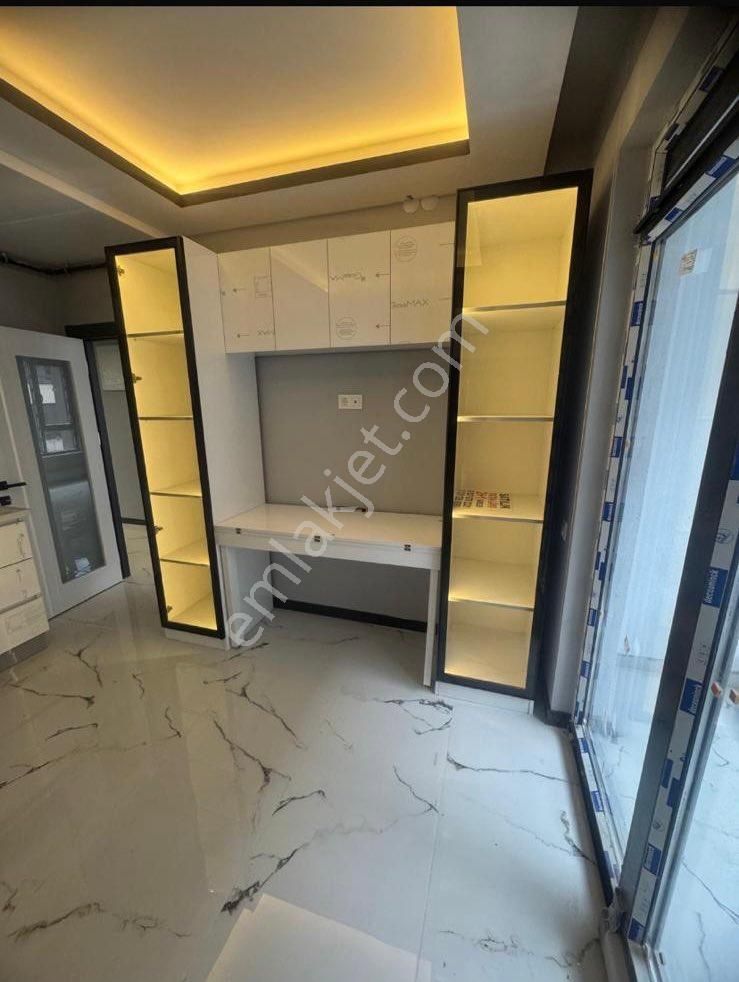 Pi Emlak’tan 2+1 Çamlıca’da 7 Önemli Özelliğe Sahip Ebeveyn Banyolu Daire
