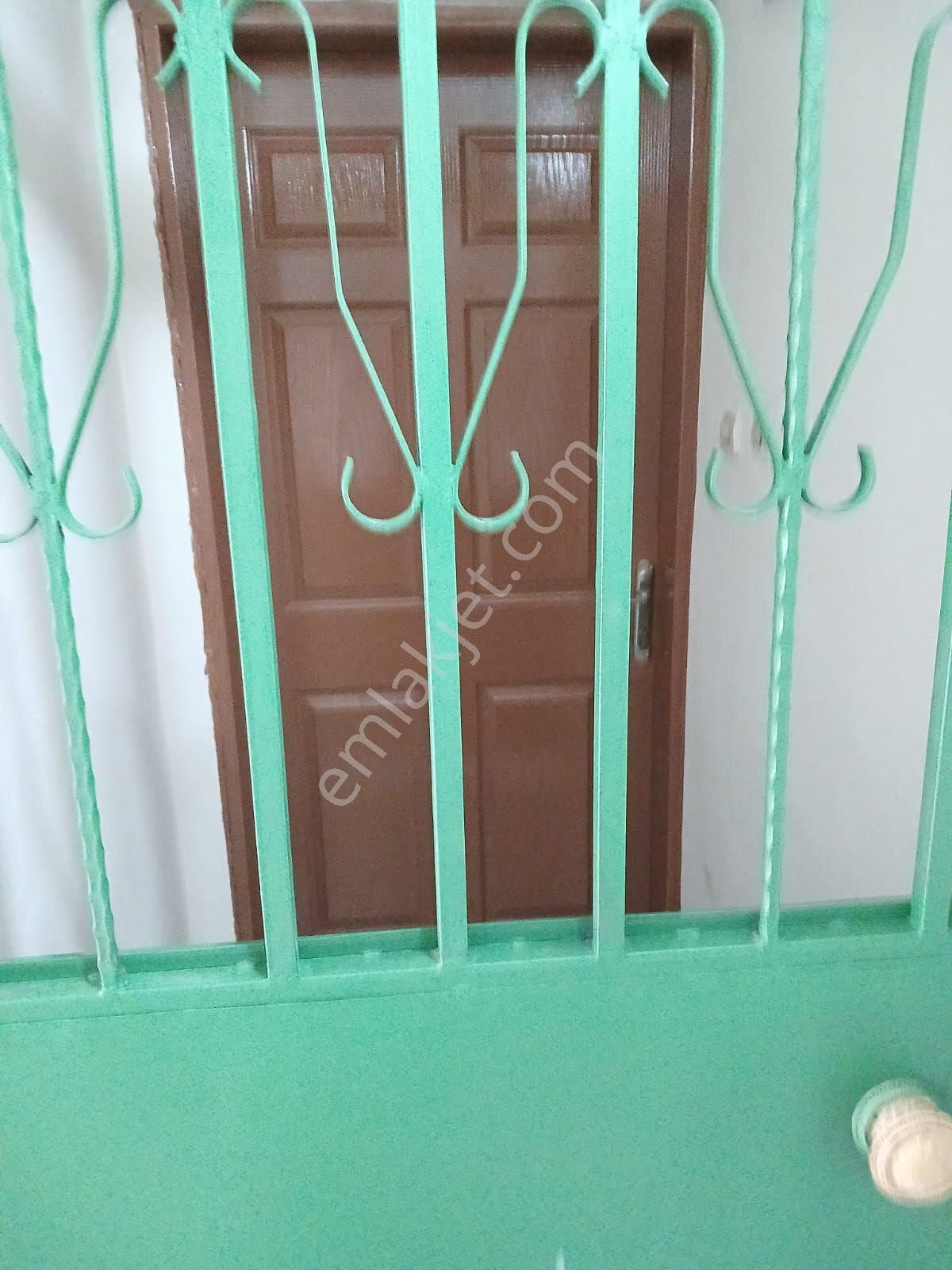 Torbalı Cumhuriyet Mah Barış Yapı Sit 2+1 Ara Kat Kiralık Daire