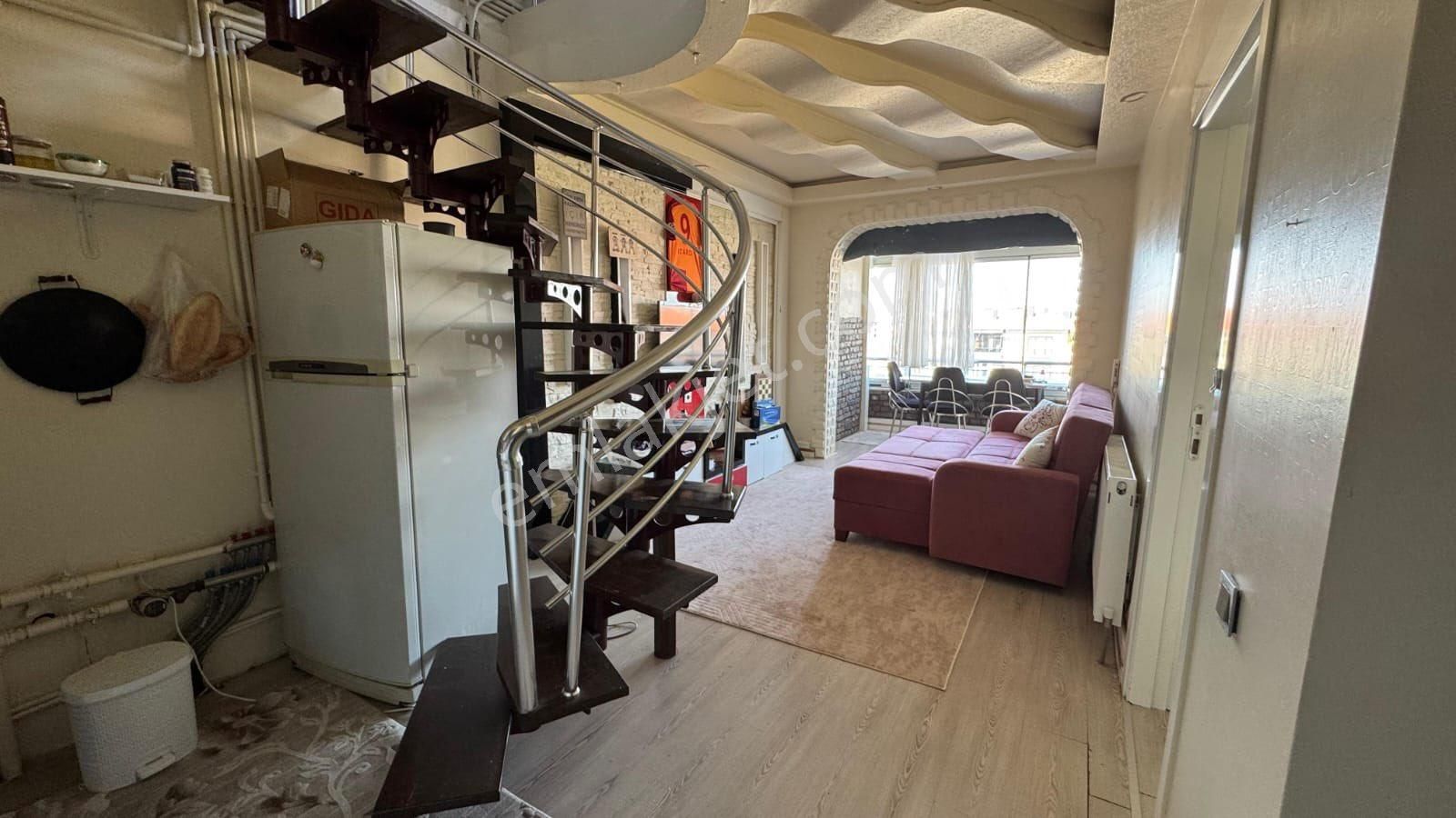 Acaroğlu Emlak'tan Stüdyo Babilde Satılık 2+1 Dublex Daire