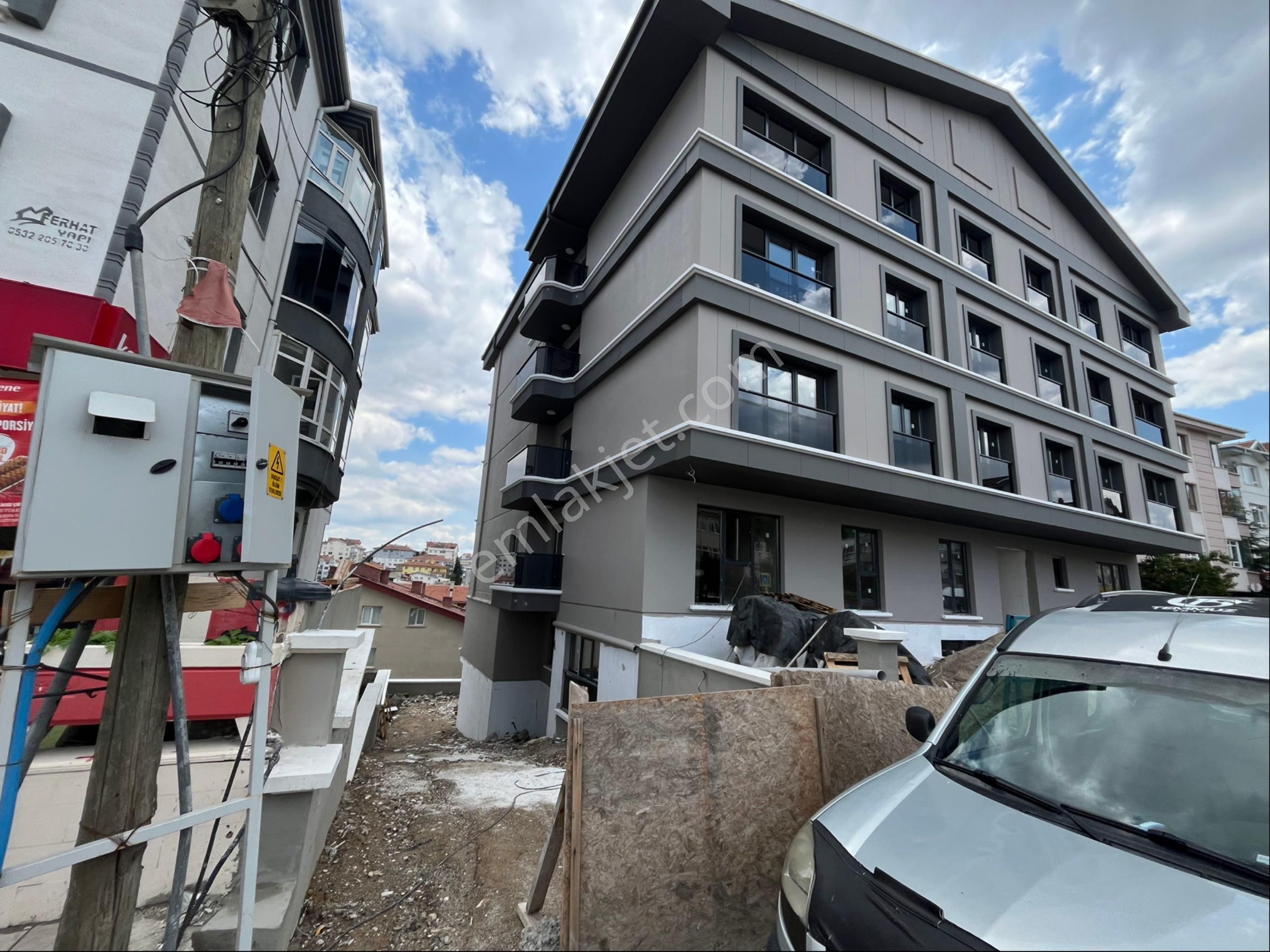 Cevizlidere Caddesi Üzerinde Sıfır Bina Satılık Daire