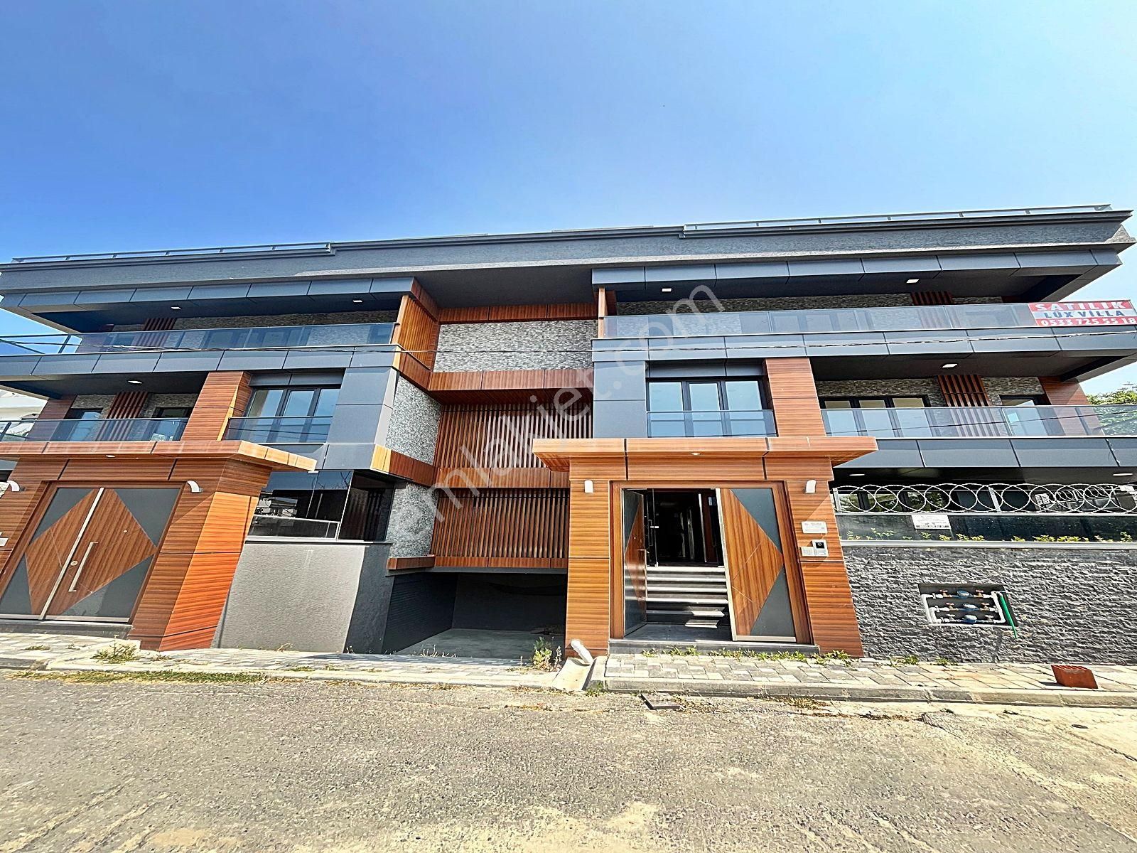 Cadde34 Yapı'dan Beylikdüzü Sahil Mahallesinde 5+2 Sıfır Full Konsept Satılık Villa!!!!