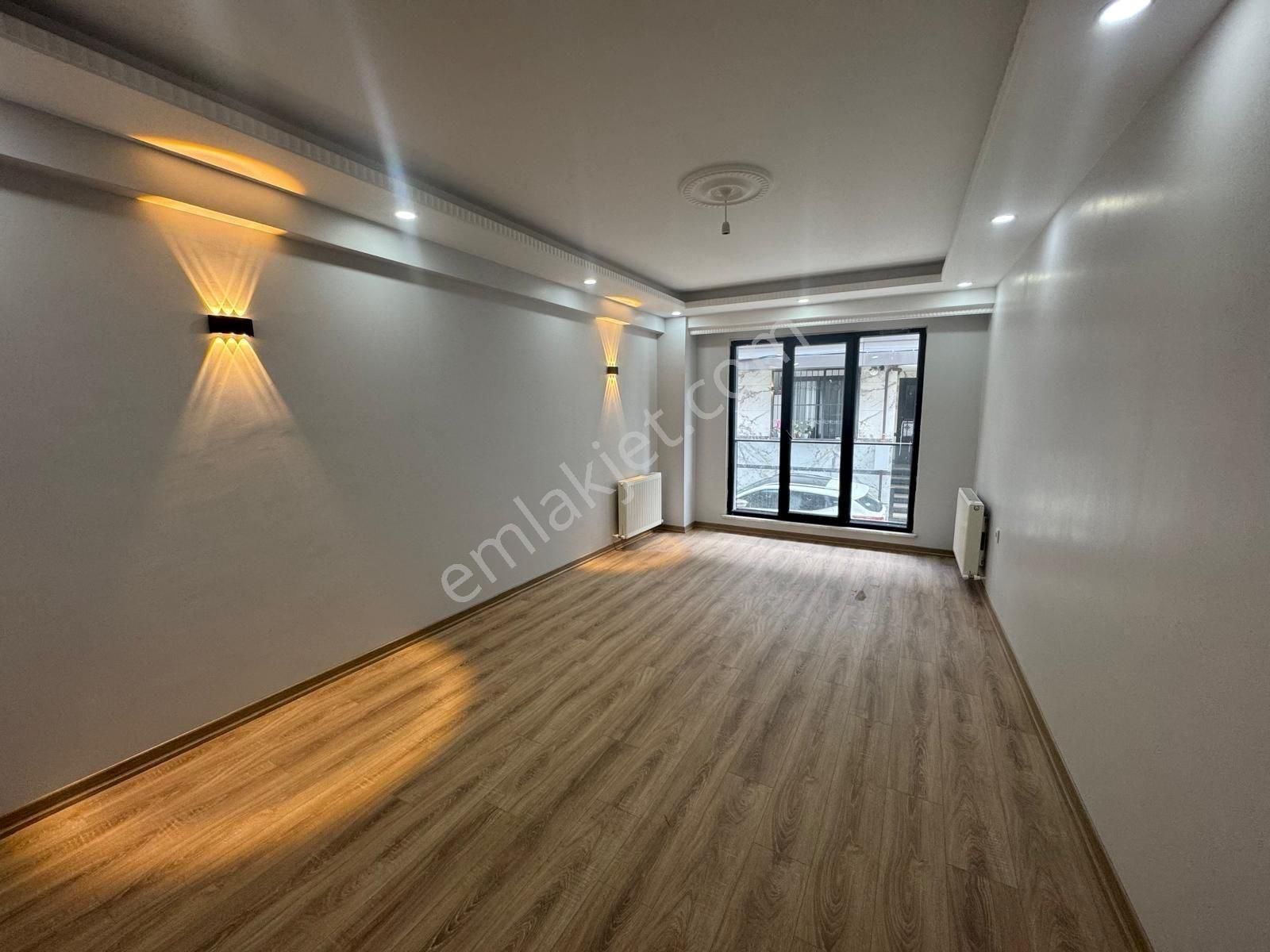 Eyüp Rami Yeni Mahallesinde Kiralık 2+1 Daire
