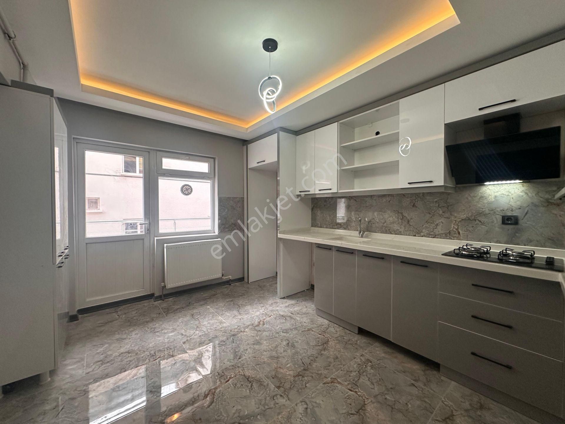 Mareşal'da Ultra Lüx Full Yalıpı Çok Geniş D.projeli Ara Katta Bağımsız Dairee!!
