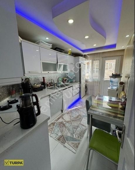 3+1 Gaziemir Karakol Karşısında 145m2 Satılık Daire