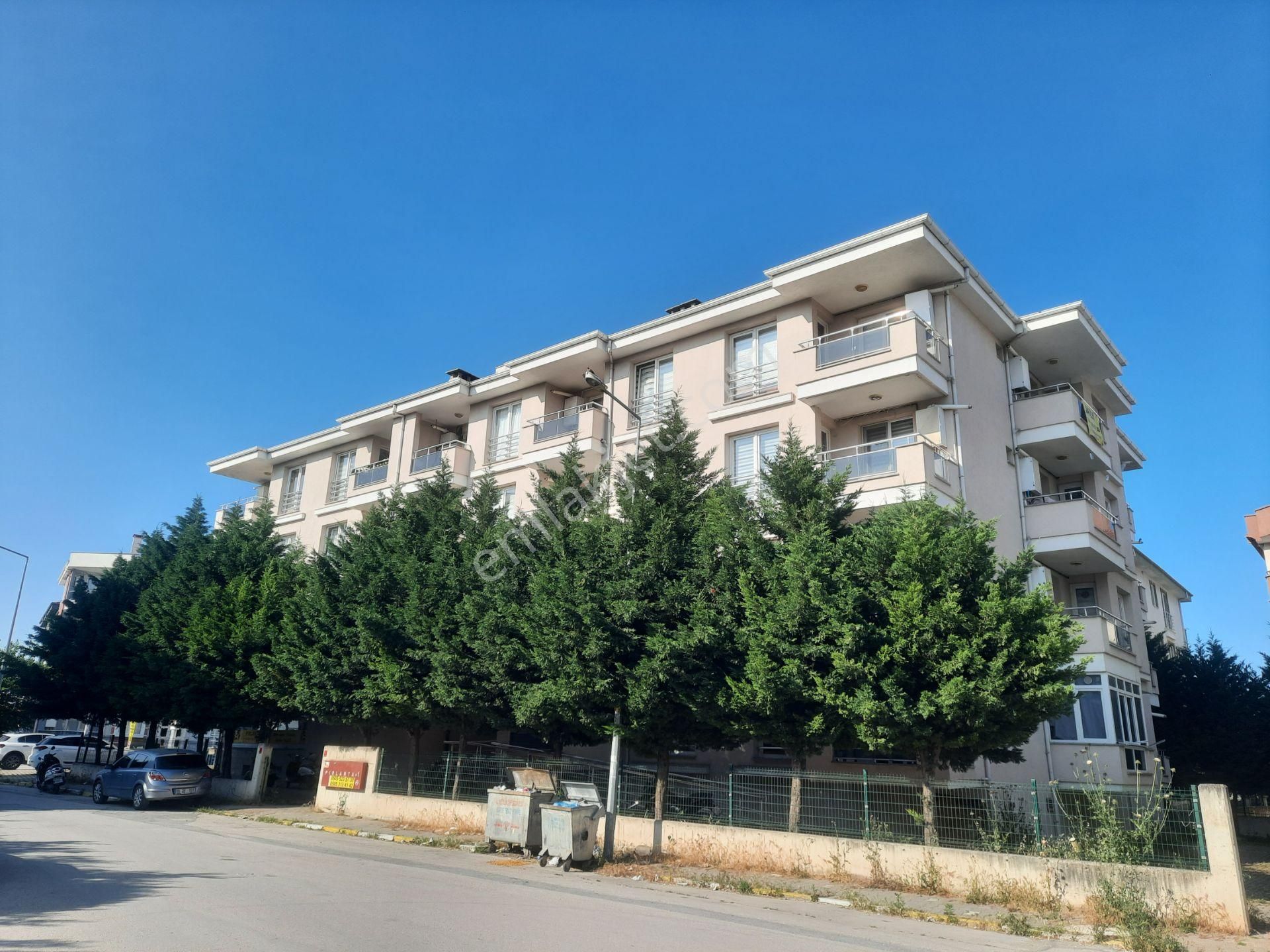 Era Sözden Adliye Ve Hastaneye Yakın Kiralık 1+1 Eşyalı Daire