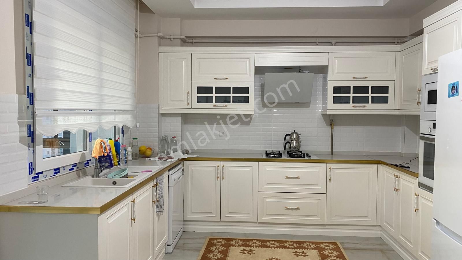 Adli Tıp Arkası Hasanoğullarında 4+1 Satılık Daire