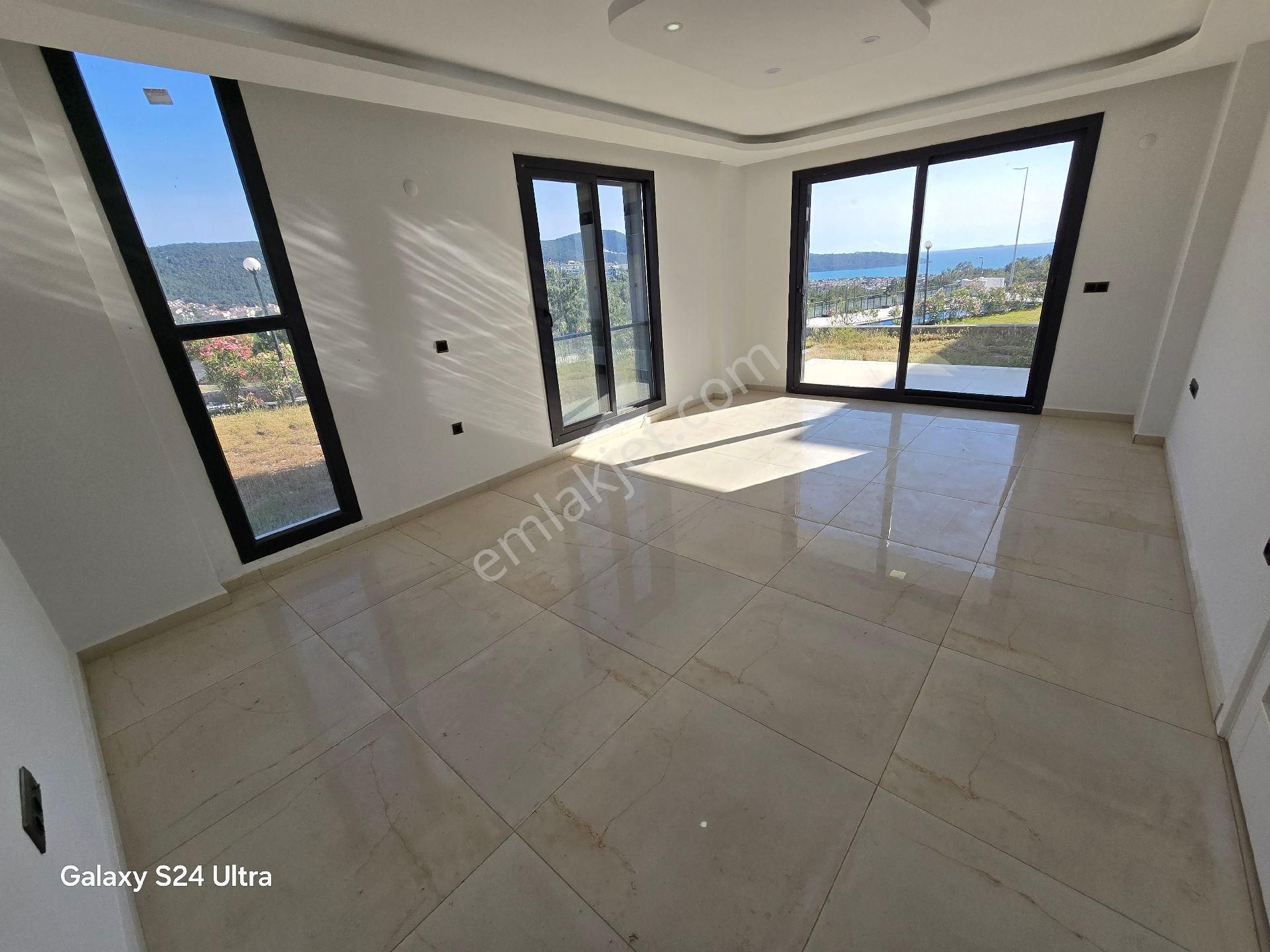 Didim Akbük'de Deniz Manzaralı Müstakil Bahçeli Satılık Villa - Görsel 8