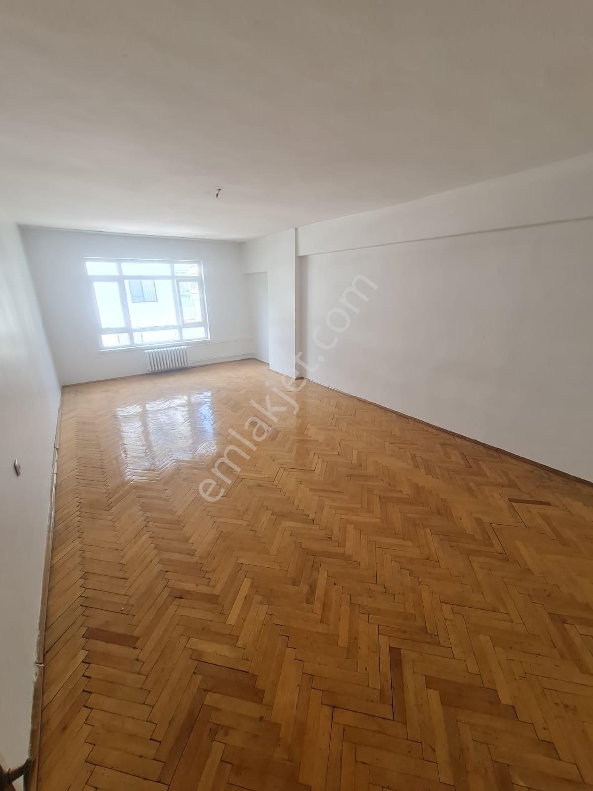 Aydınlıkevlerde 3+1 Kiralık Daire - Taner Emlak İnşaat