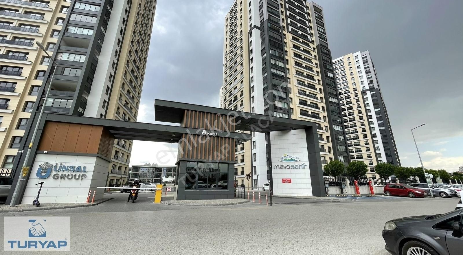 Turyap'tan Mevaşehir Konutlarında 4+1 Ara Kat Kiralık Daire