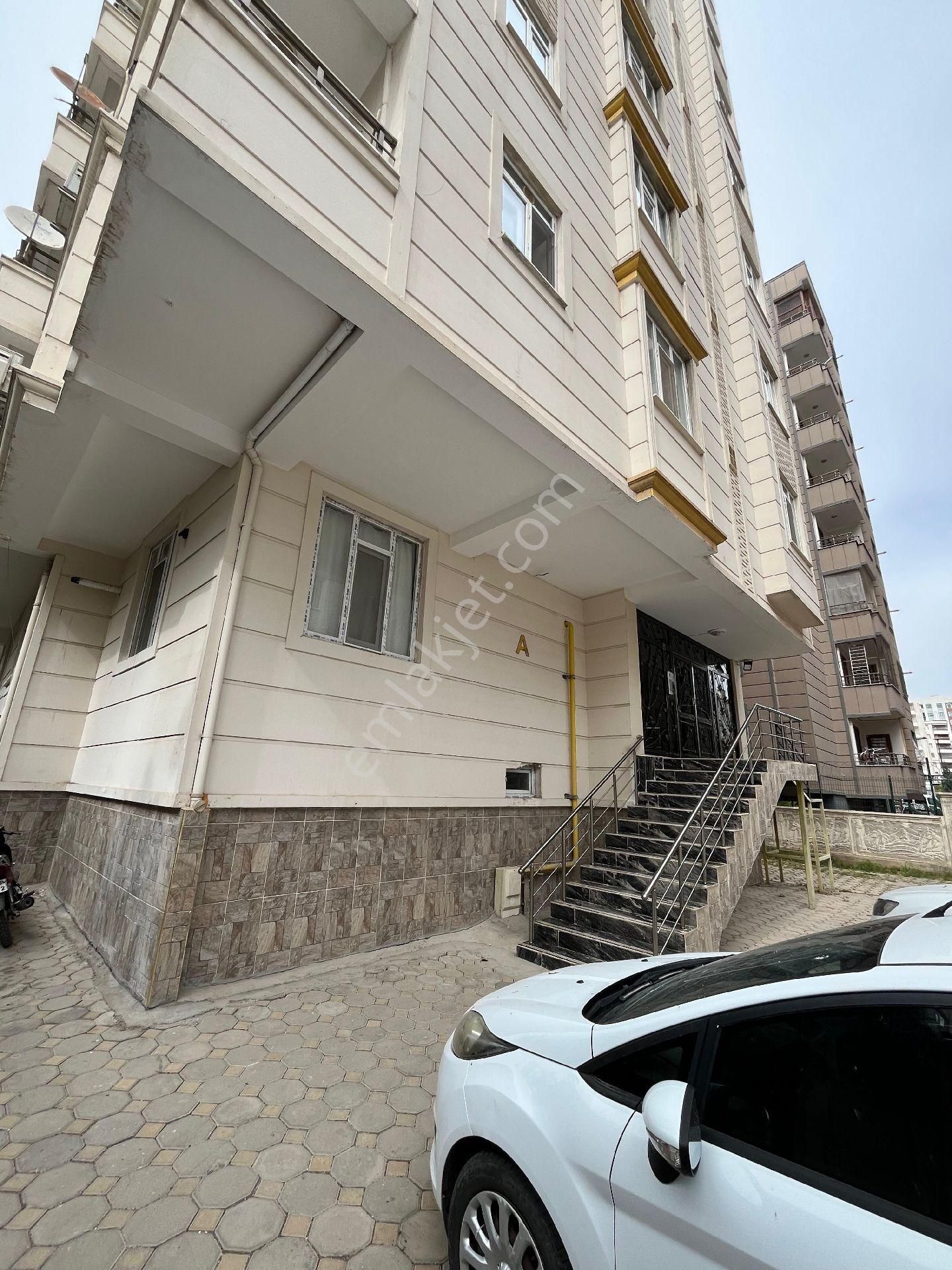 Kuruluş Gayrimenkulden Haliliye Karşıyaka Mah Gap Sitesinde Kiralık 1+1