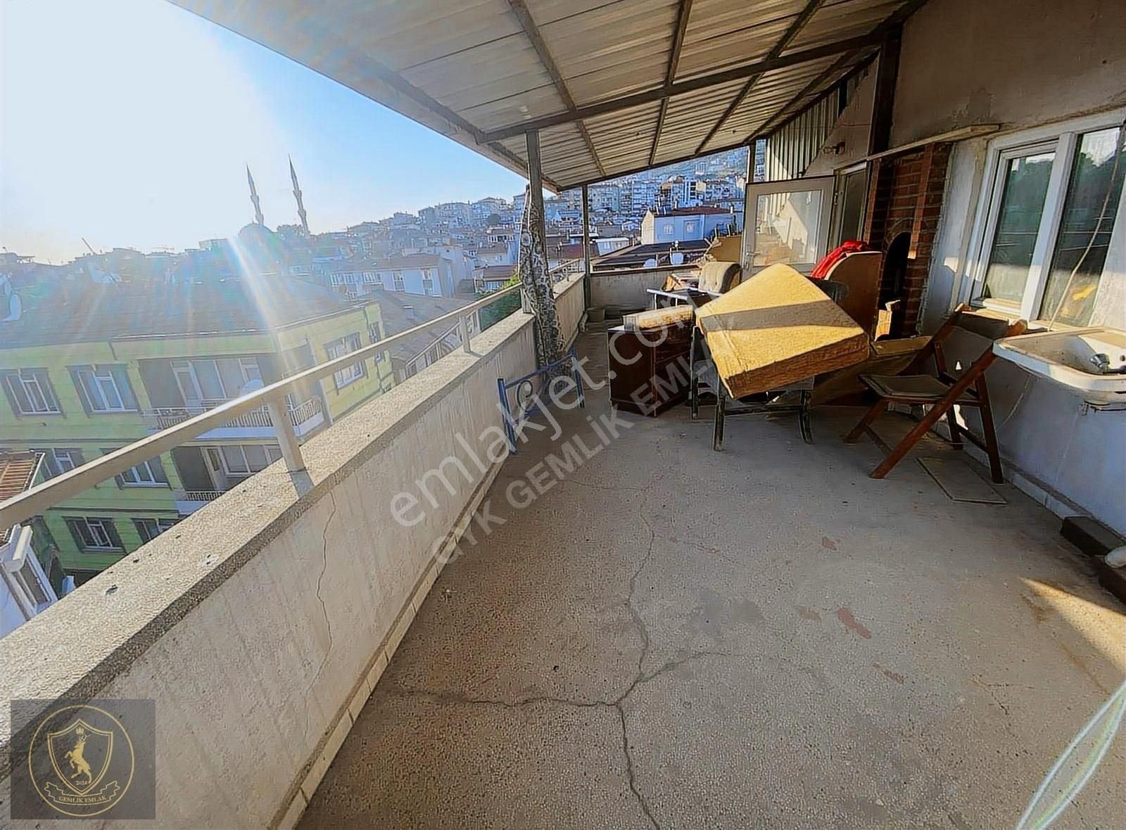 2+1 Gemlik Merkez Önü Açık Kendine Ait Teraslı Daire - Görsel 4