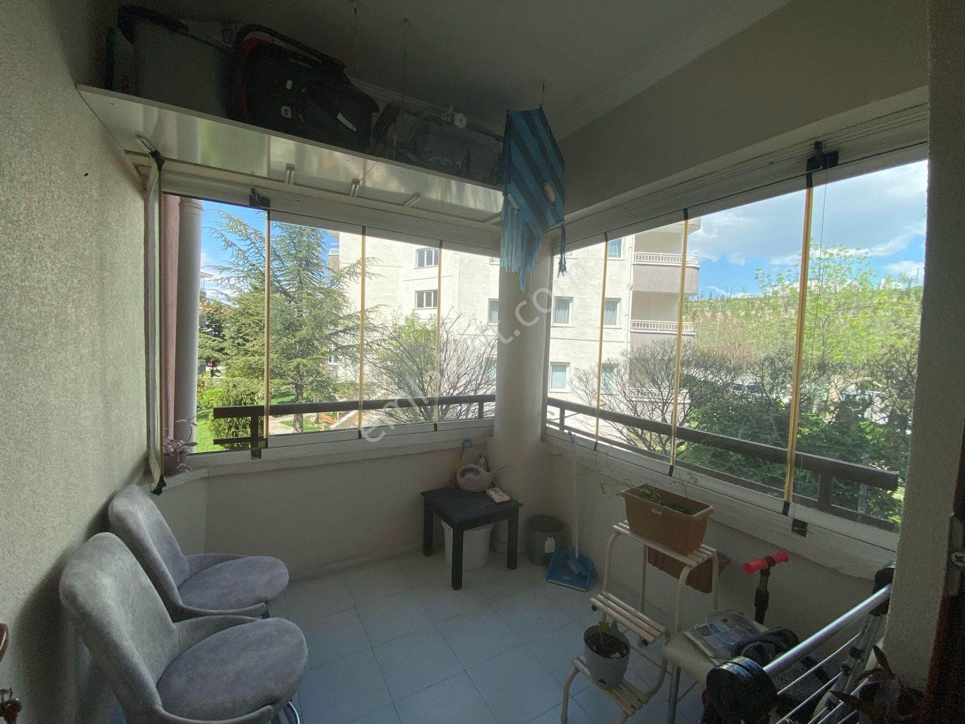 Ulaş Emlak Elvankent Batı Adalet Sarayına Çok Yakın Site İçi 2. Kat Güney
