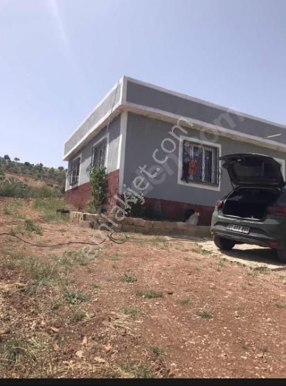 Güllüce _ Şahinbey ' De Satılık Bağ Evi Ve Bahçesi, Asfalta Yakın.