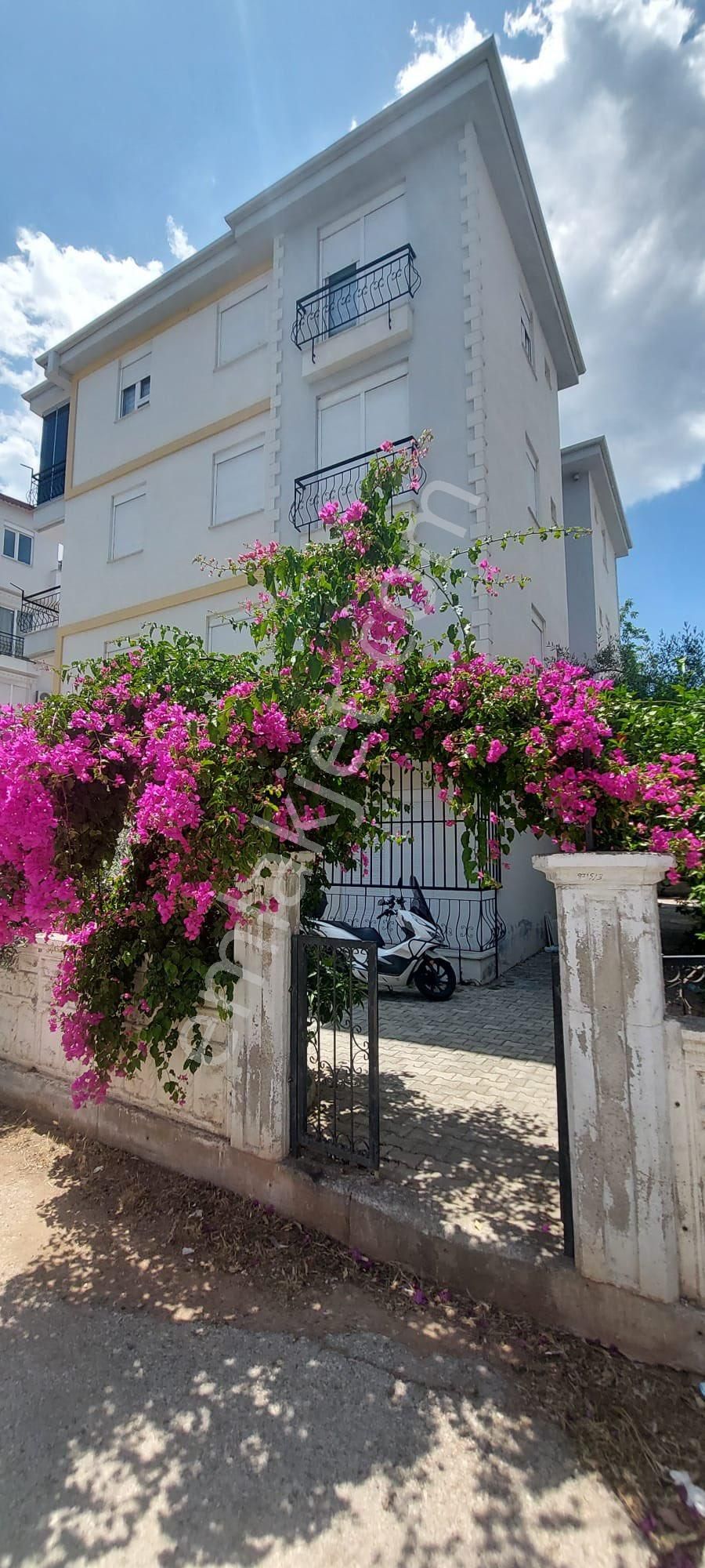 Ahatlıda Eşyalı Kiralık 2+1 Daire
