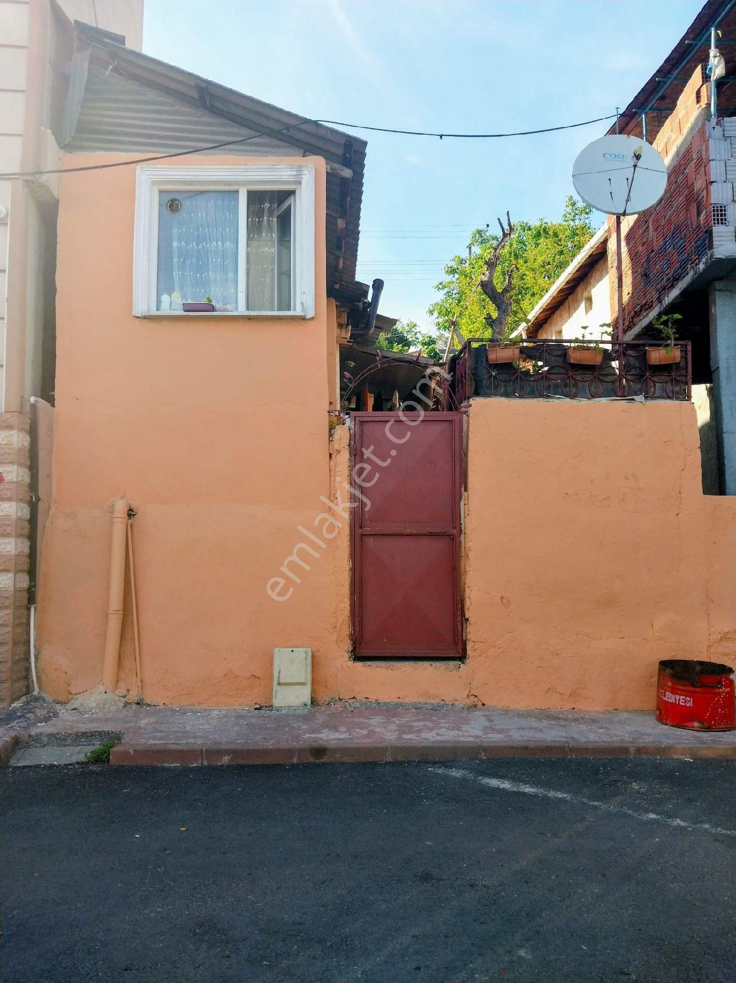 İzmit Yenidogan Mh 189 M2 Arsa Ve Ev Satilik