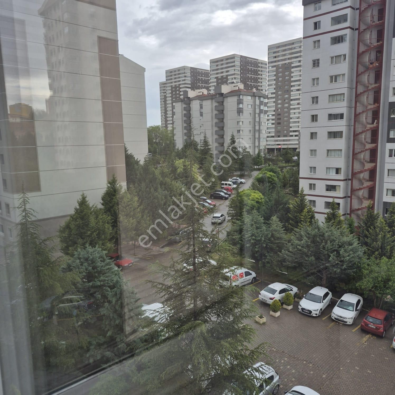 Angora Sitesinde Kombili,bakımlı,5 Kat Önü Açık 120 M.kare 3+1