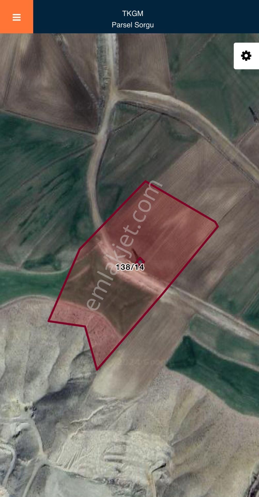 Çankaya Karataş Kadastral Yol Üstü 6647 M2 Hisseli Satılık Tarla