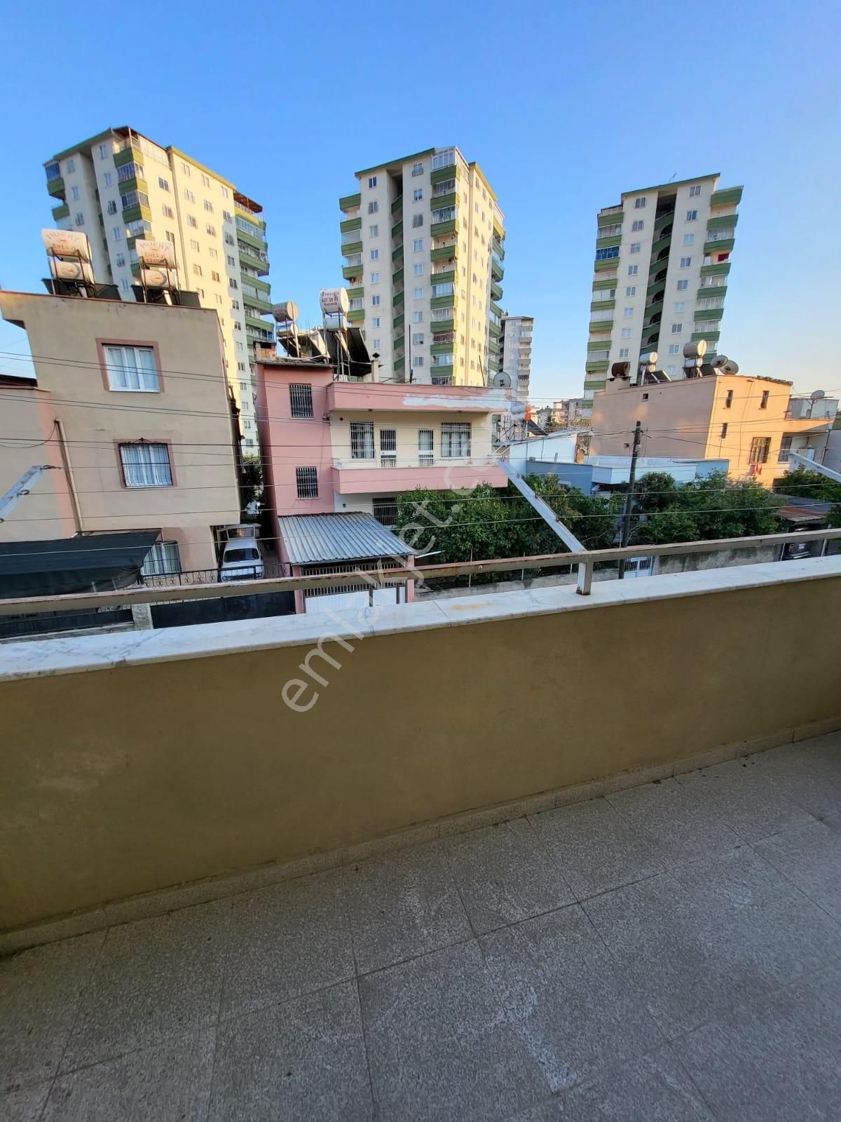 2 Katlı Müstakil Ev 415 M2 Arsa İçerisinde