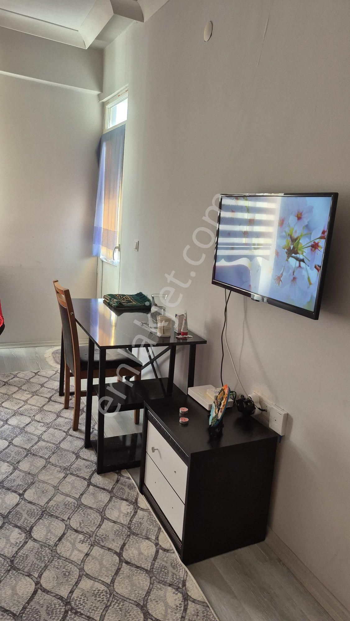 Evkars'tan Kiralık 1+1 Eşyalı Şehitler Mah.güney Cephe