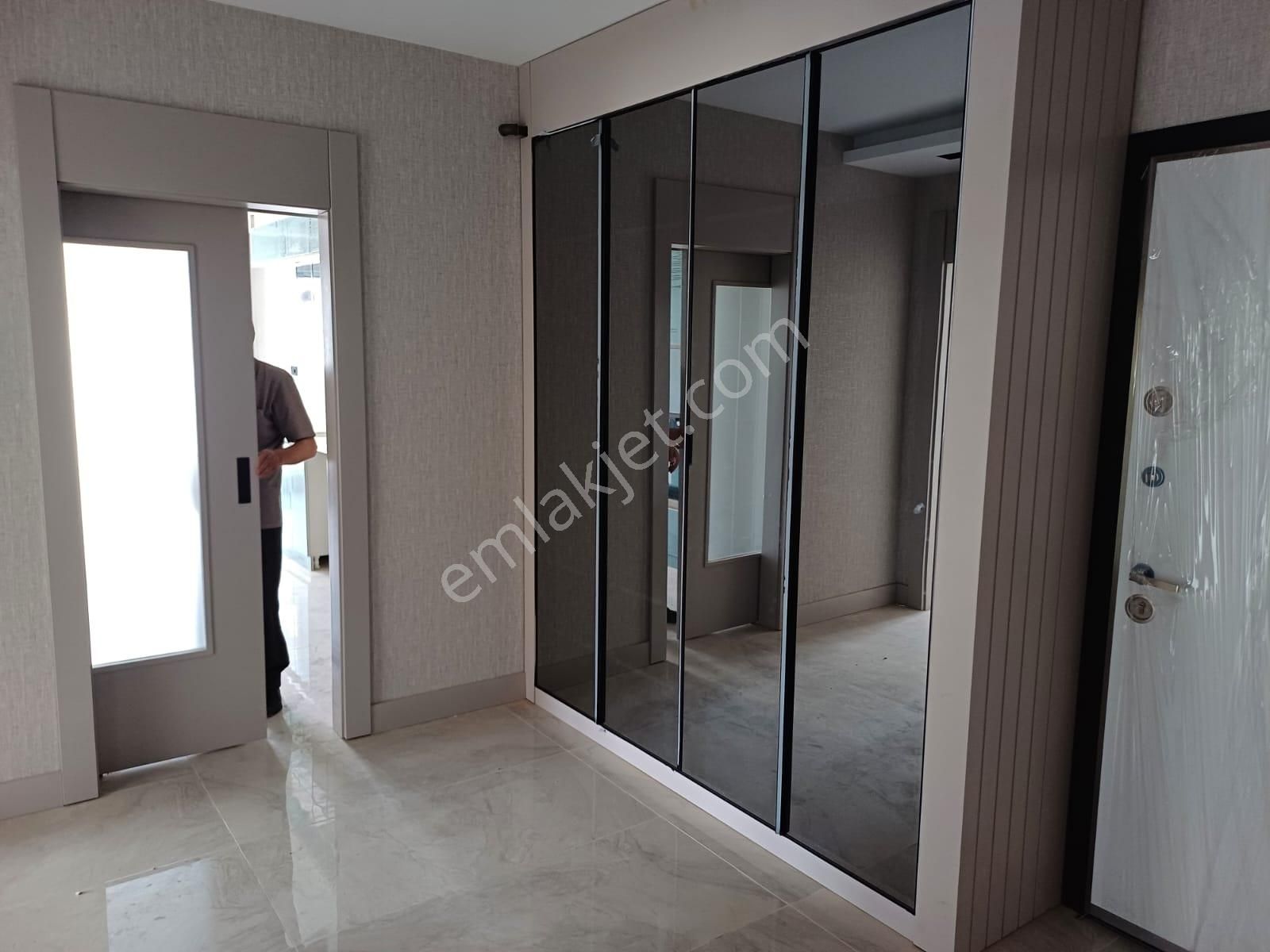 Pursaklar Mimar Sinan Mahallesinde Alpslan Bulvarına Cephe 4+1 Batı Cephe Fırsat Daire